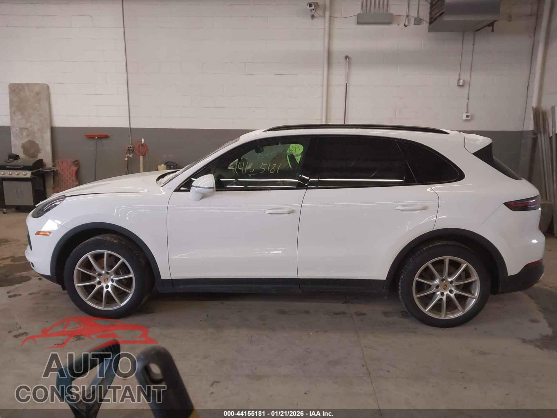 PORSCHE CAYENNE 2019 - WP1AA2AY3KDA02403