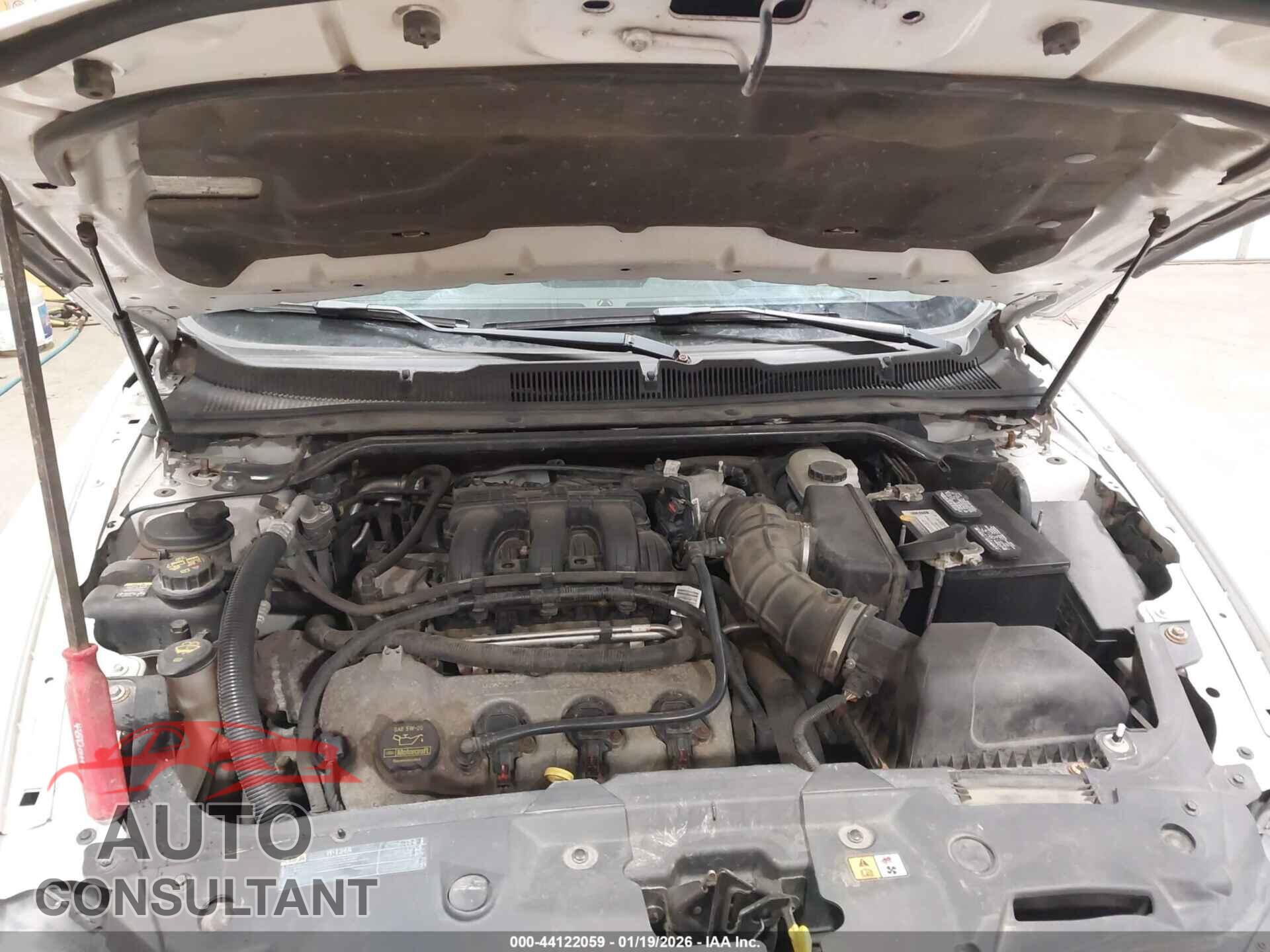 FORD TAURUS 2012 - 1FAHP2FW3CG123170