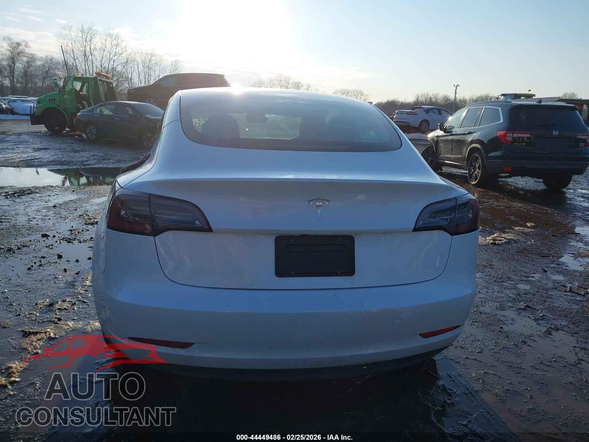 TESLA MODEL 3 2023 - 5YJ3E1EA5PF477718