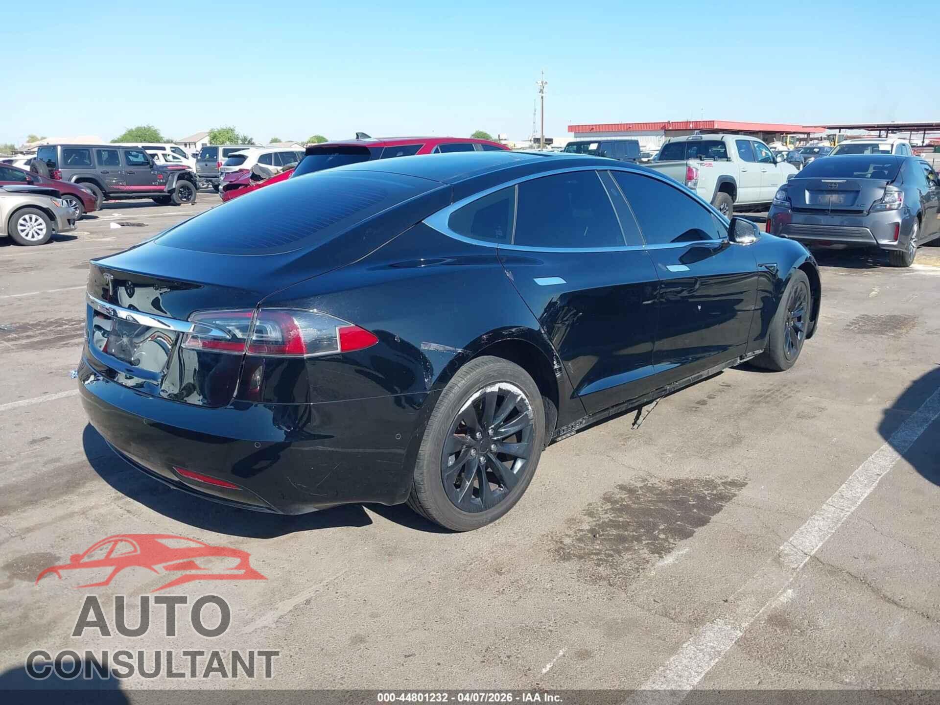 TESLA MODEL S 2018 - 5YJSA1E26JF273792