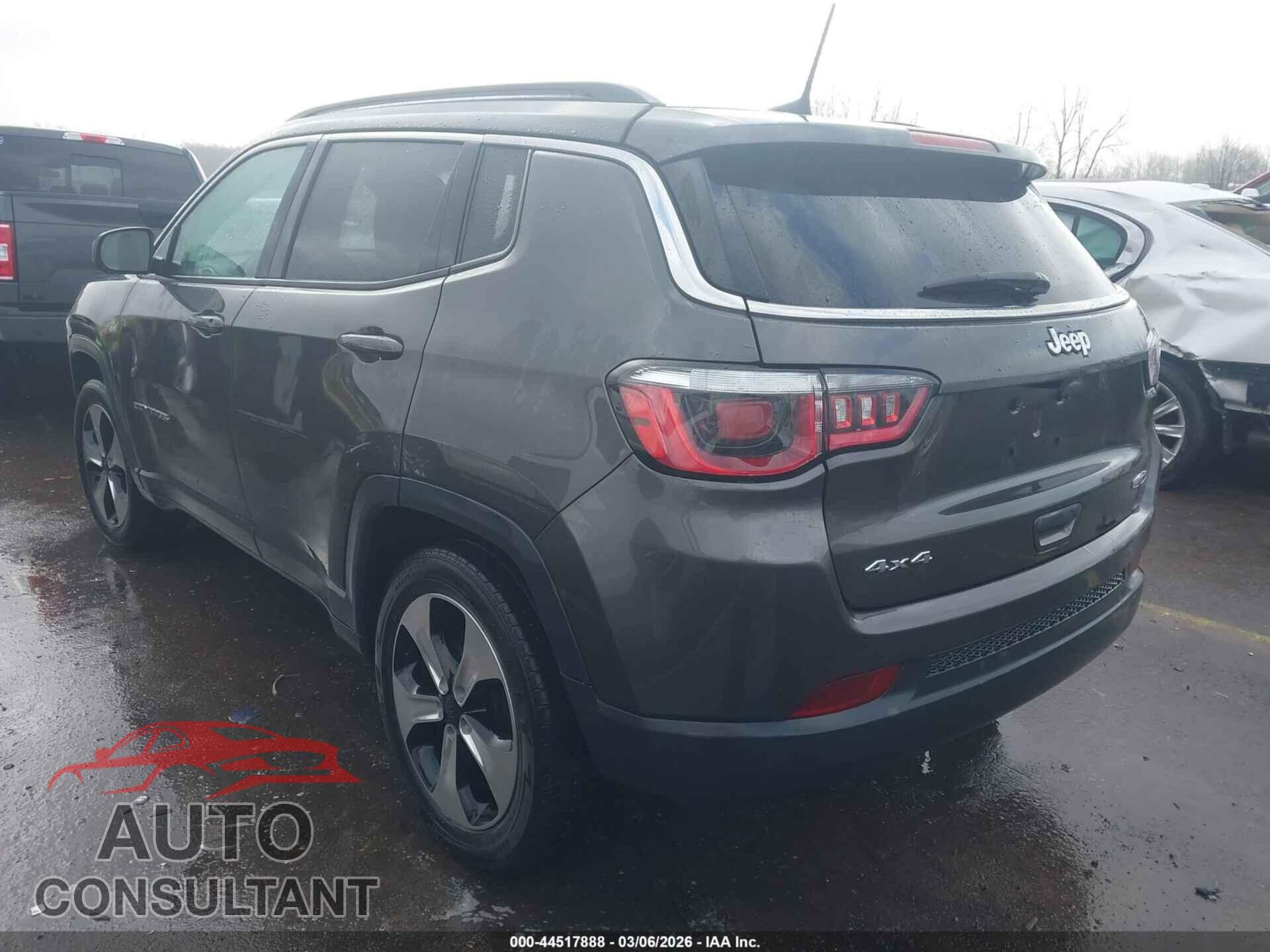JEEP COMPASS 2018 - 3C4NJDBB3JT116791