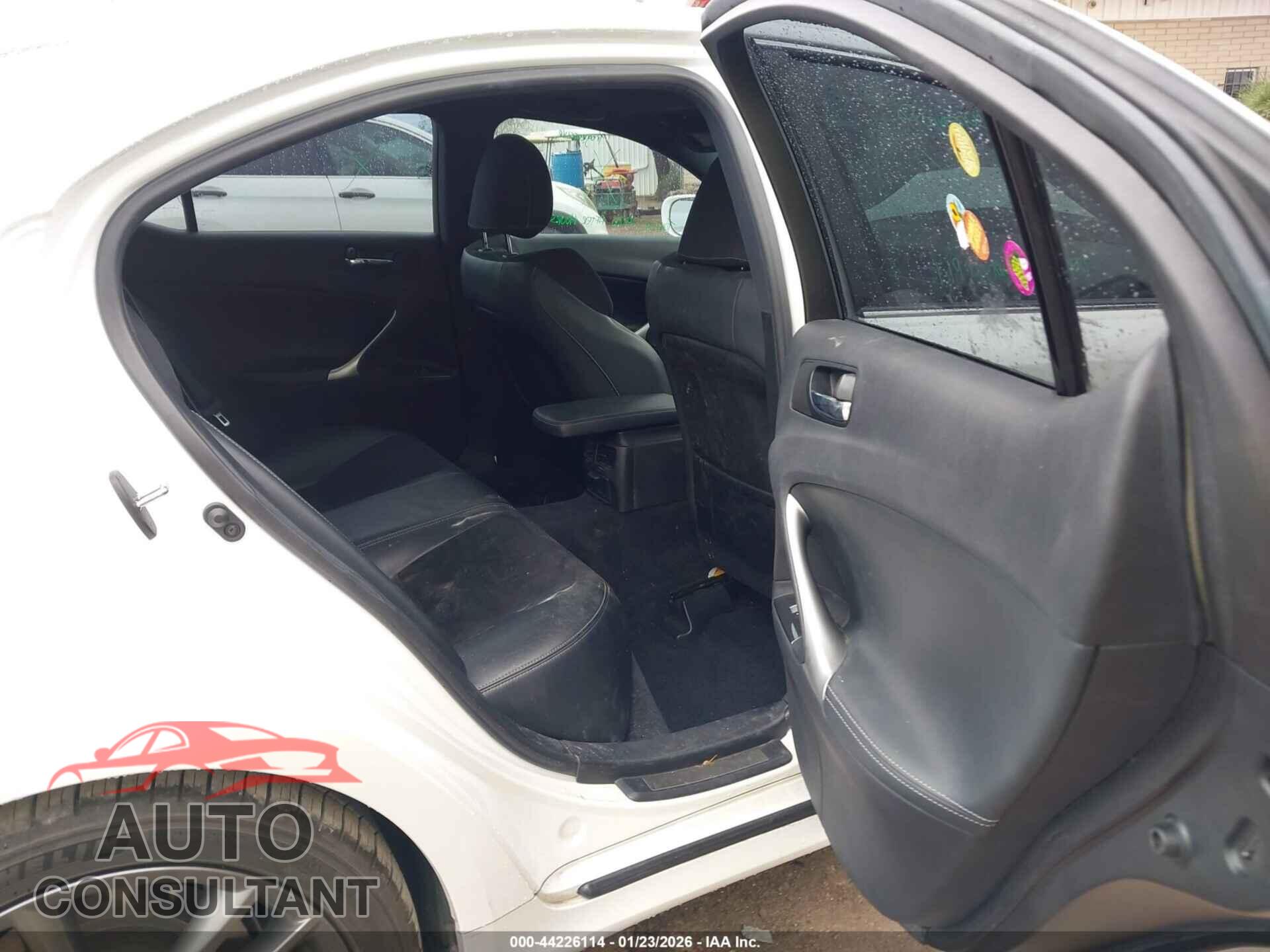 LEXUS IS 250 2011 - JTHBF5C24B5155396