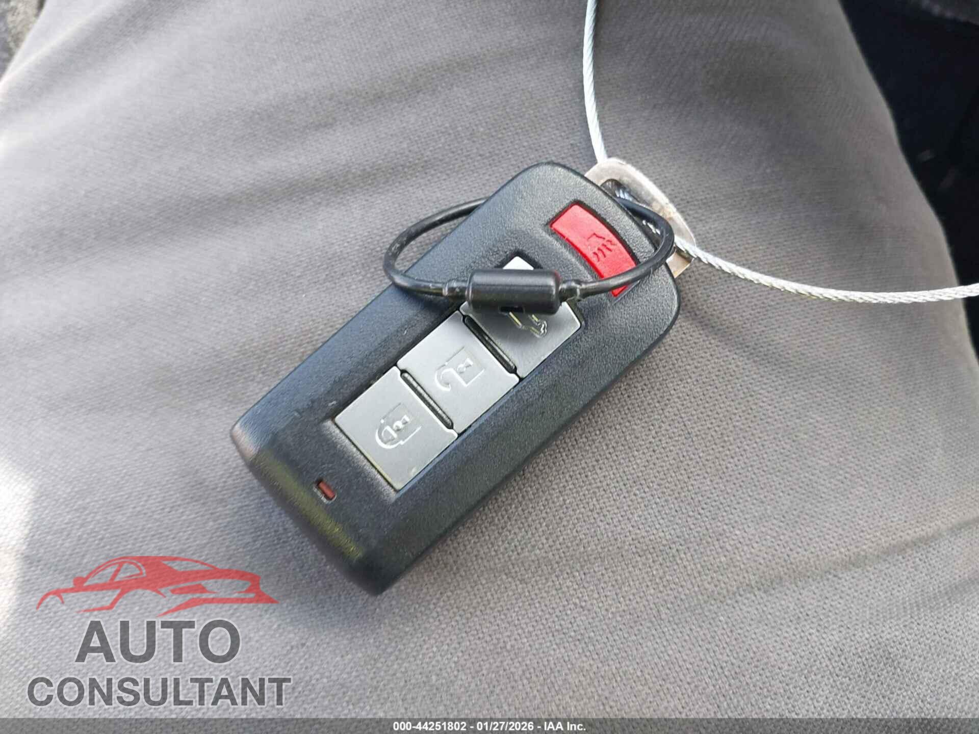 MITSUBISHI ECLIPSE CROSS 2025 - JA4ATWAA0SZ009098