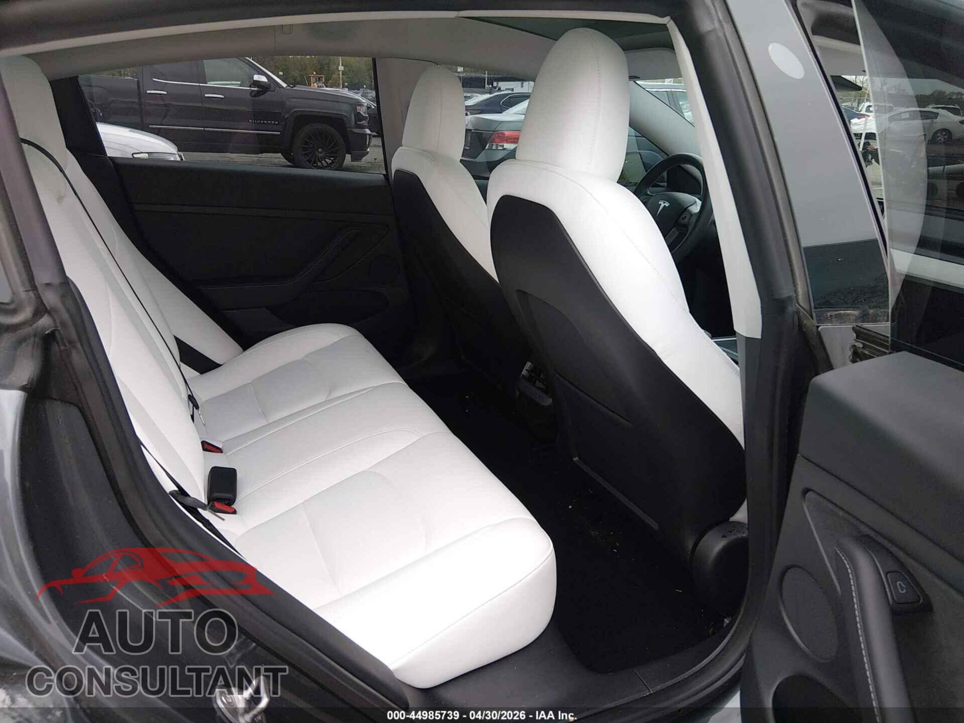 TESLA MODEL 3 2023 - 5YJ3E1EA3PF512451