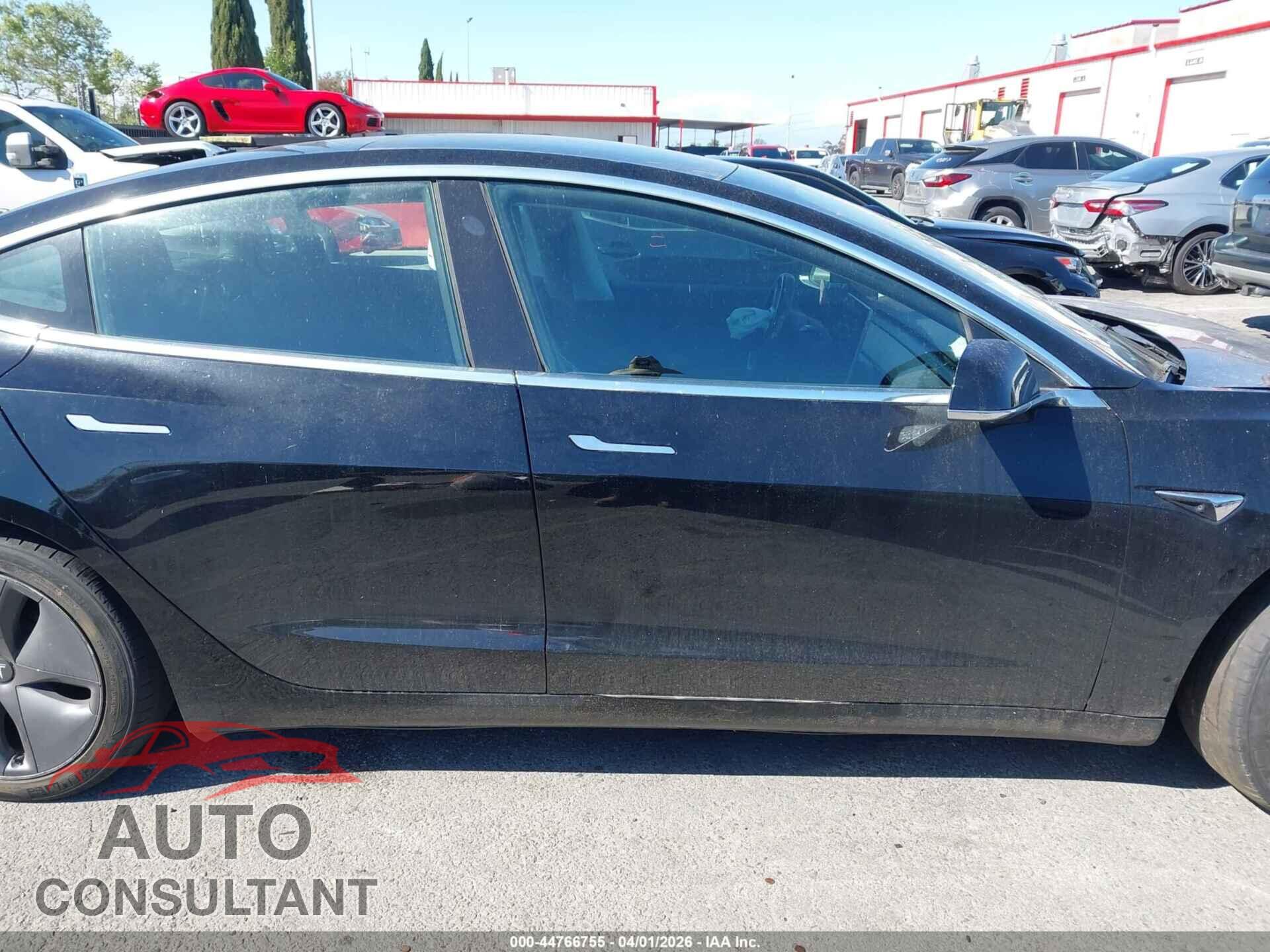 TESLA MODEL 3 2019 - 5YJ3E1EBXKF385232