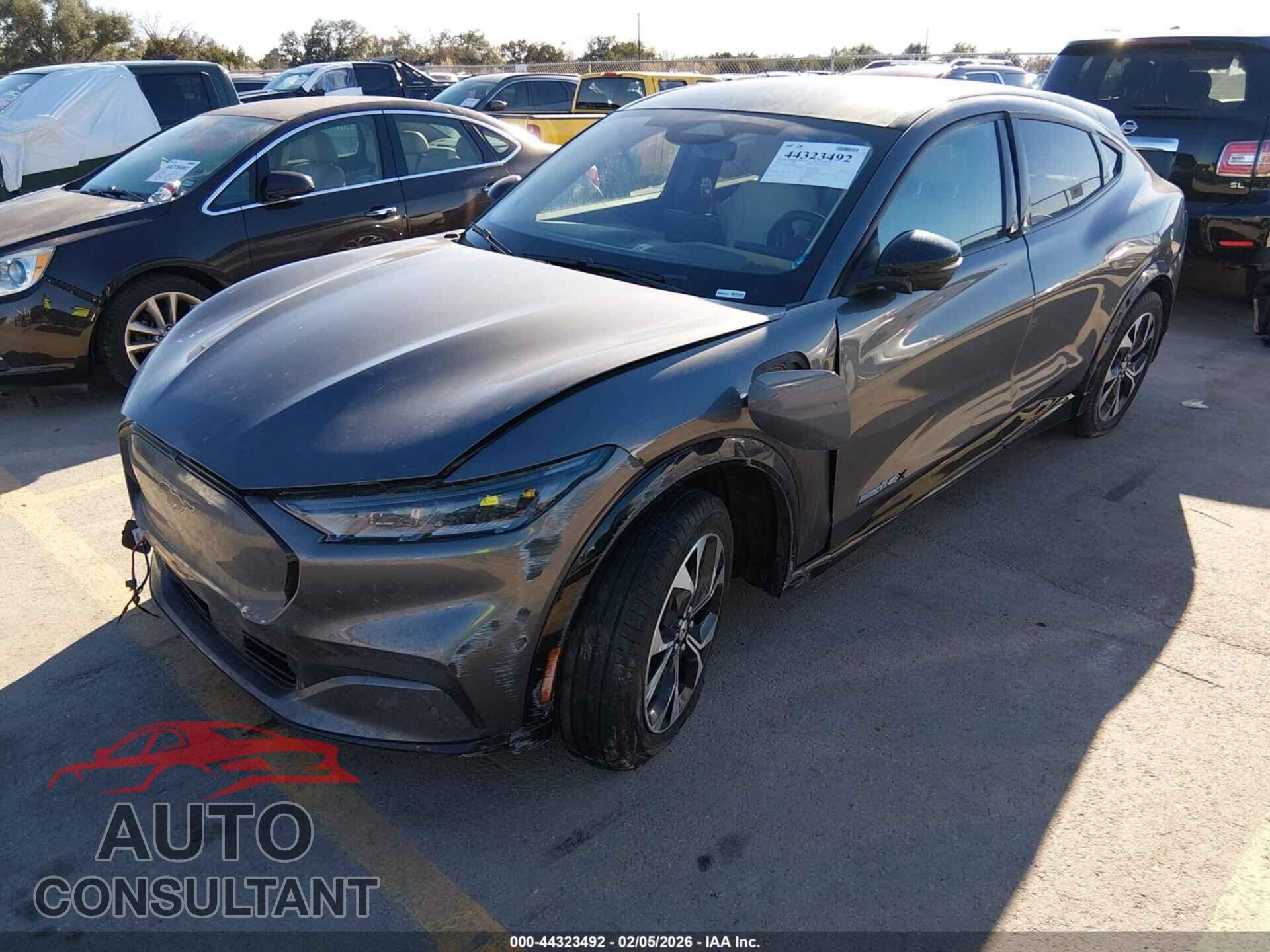 FORD MUSTANG MACH-E 2023 - 3FMTK3SU6PMB09798