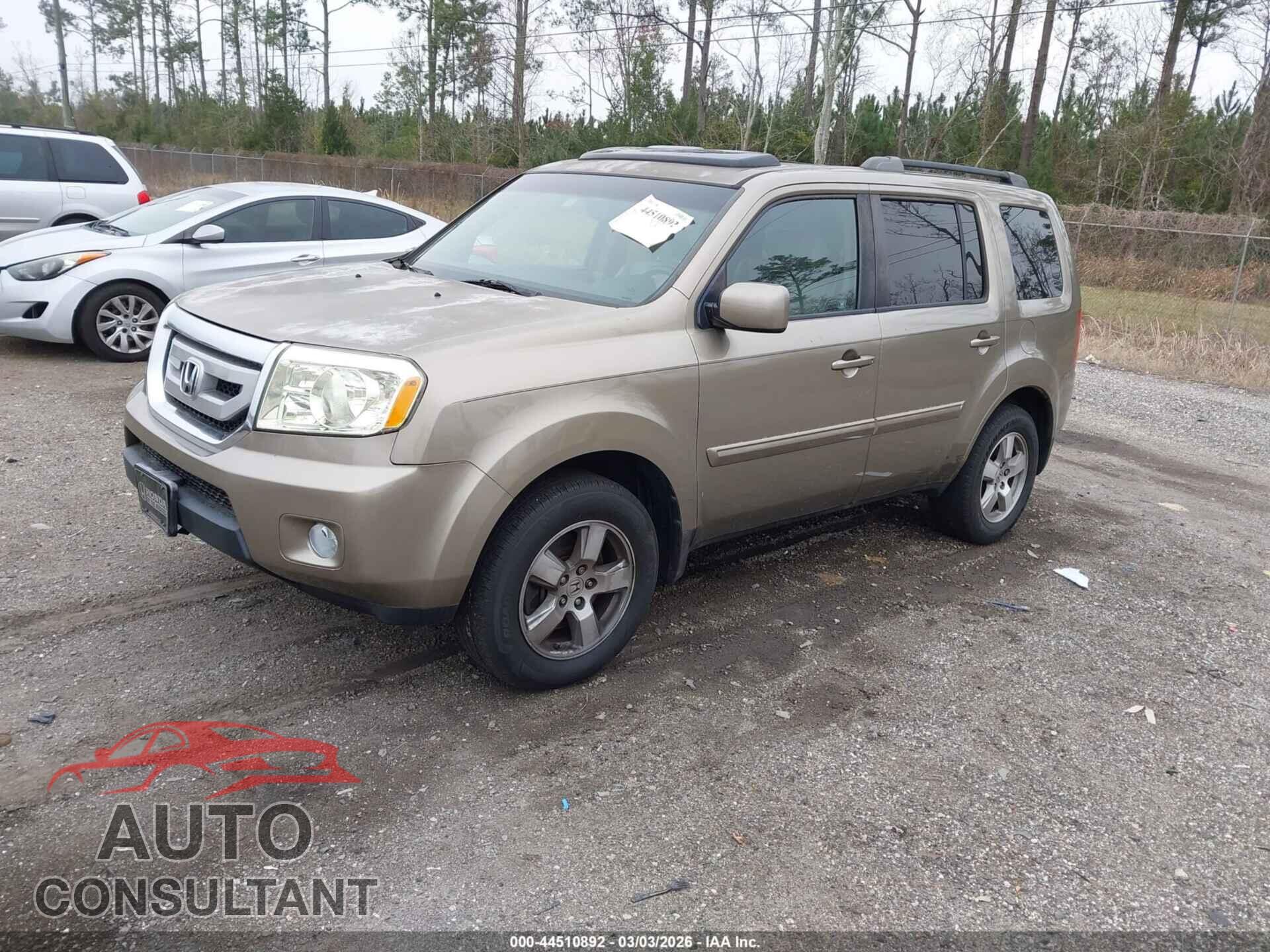 HONDA PILOT 2011 - 5FNYF3H55BB043417