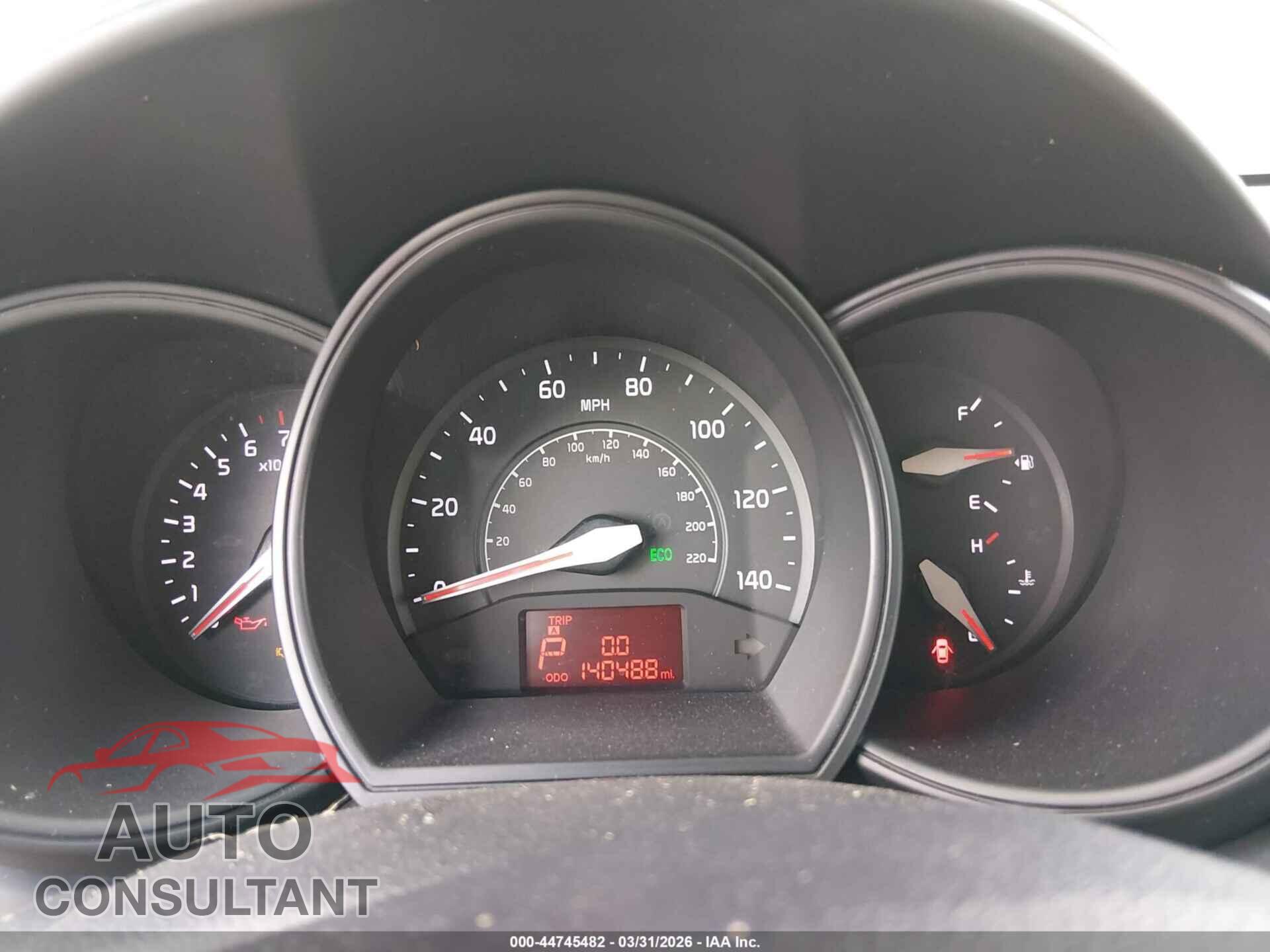 KIA RIO 2014 - KNADM4A33E6376568