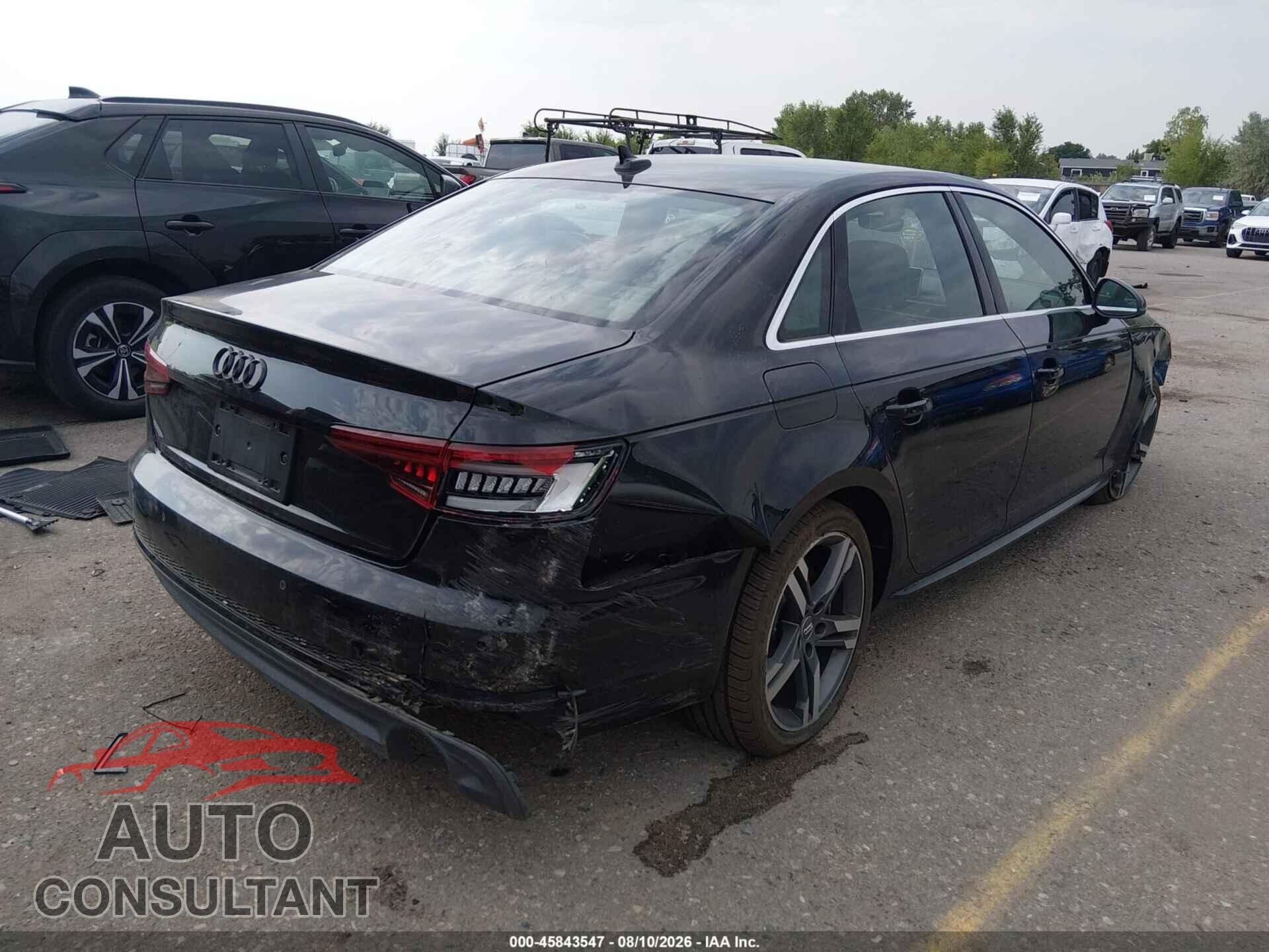 AUDI A4 2018 - WAUENAF46JA035335