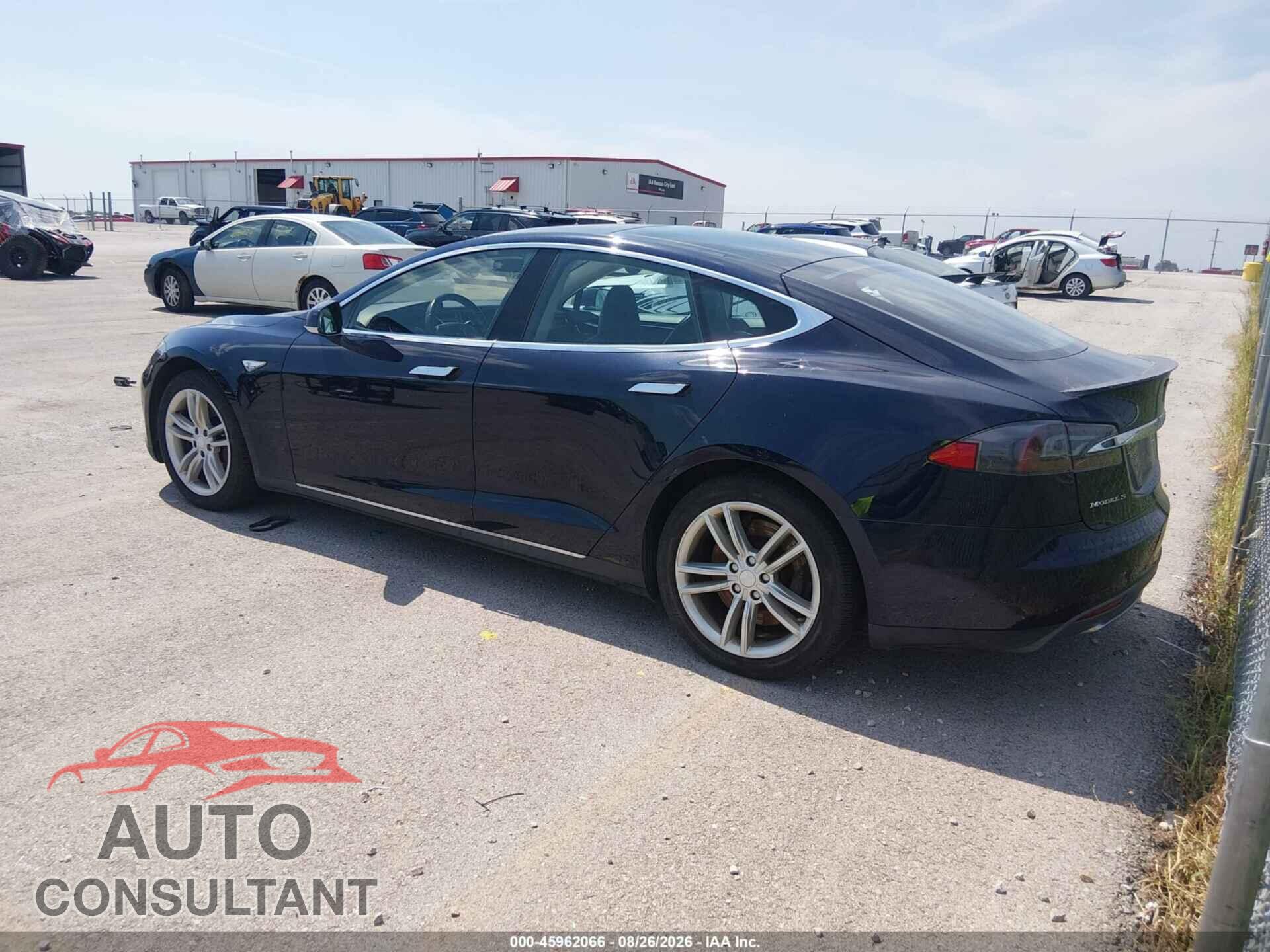 TESLA MODEL S 2013 - 5YJSA1DP7DFP06943