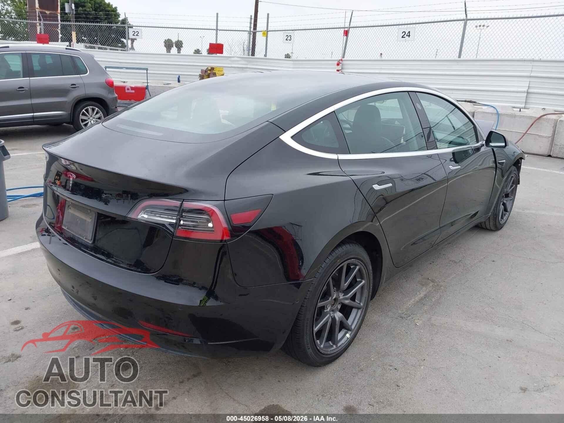 TESLA MODEL 3 2019 - 5YJ3E1EA5KF399434