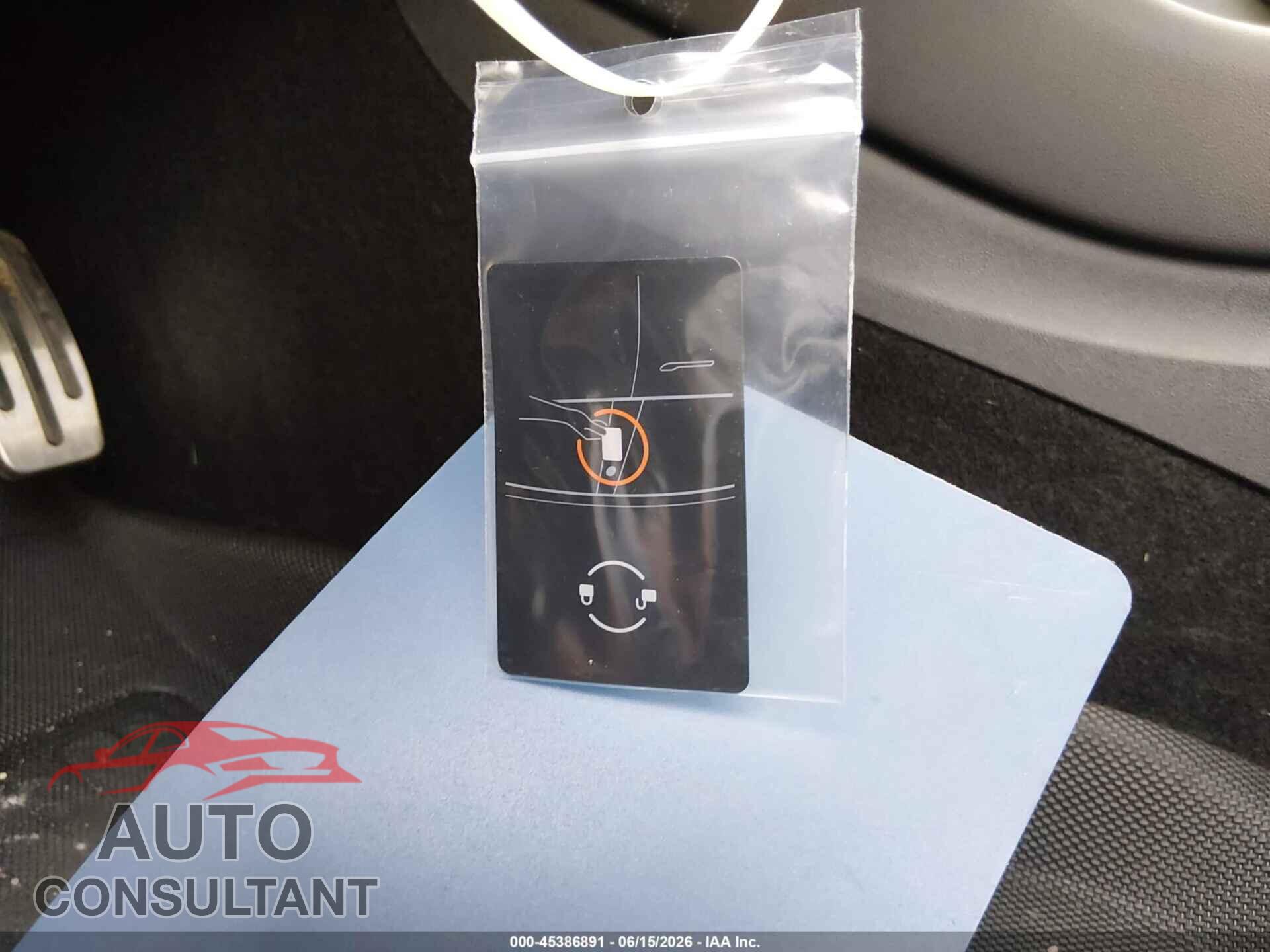 TESLA MODEL 3 2019 - 5YJ3E1EA7KF434796