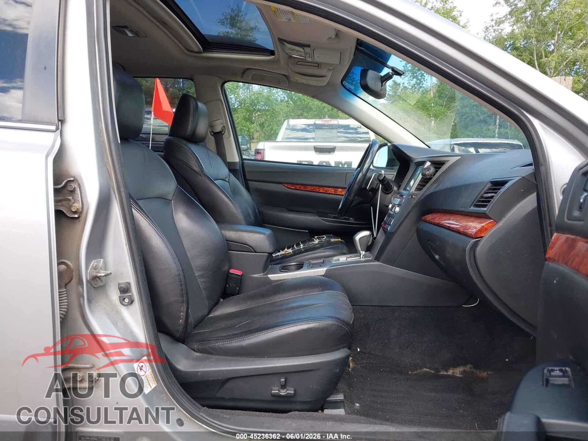 SUBARU OUTBACK 2011 - 4S4BRBLC9B3366326