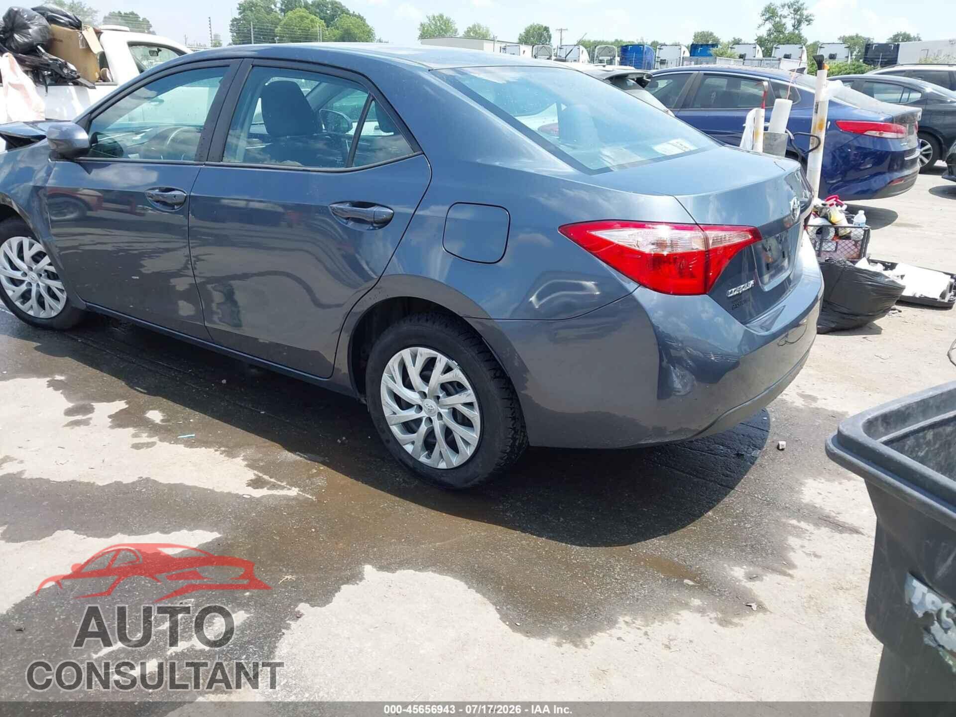TOYOTA COROLLA 2018 - 5YFBURHE5JP791103