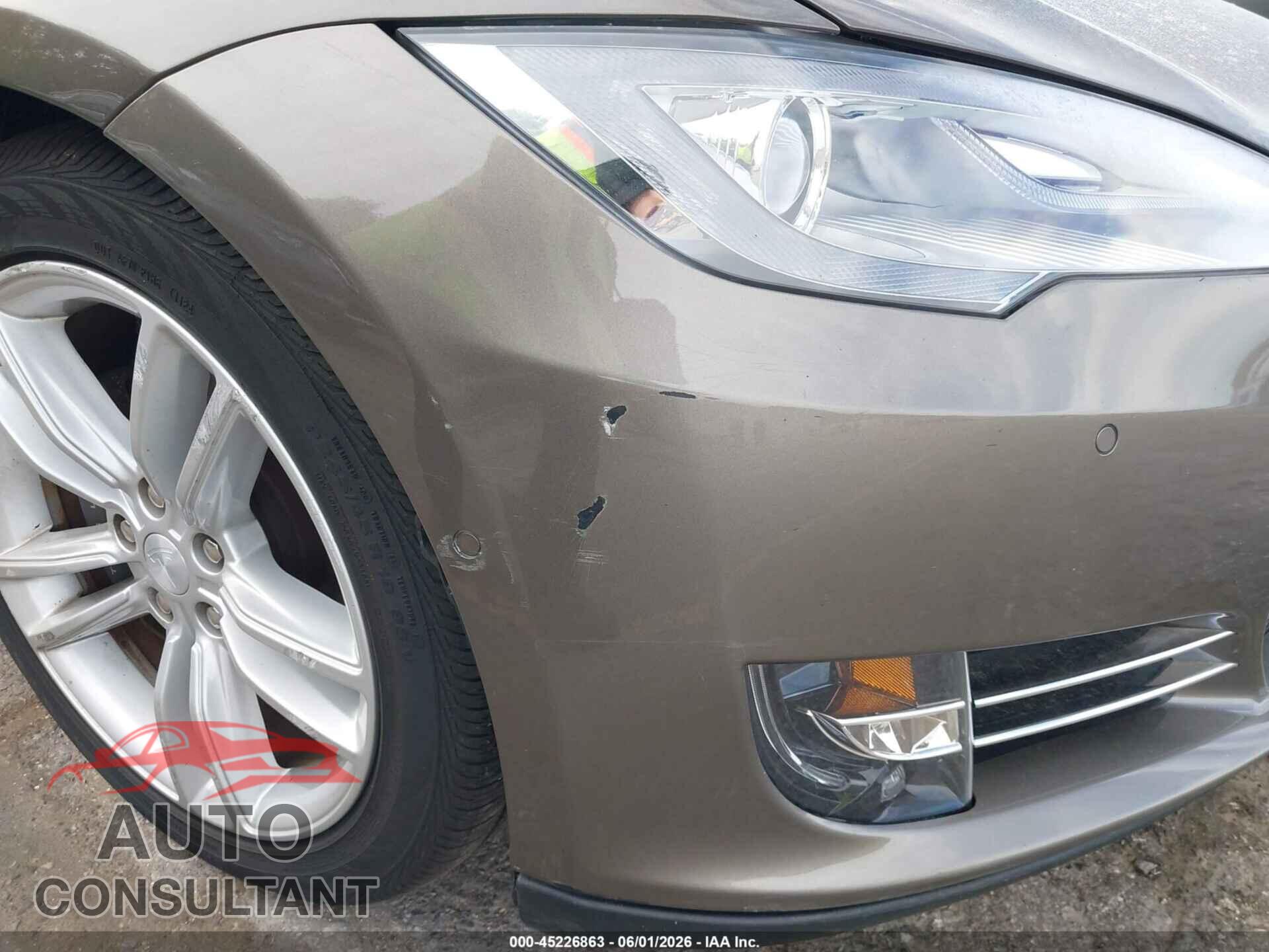 TESLA MODEL S 2015 - 5YJSA1E26FF119607