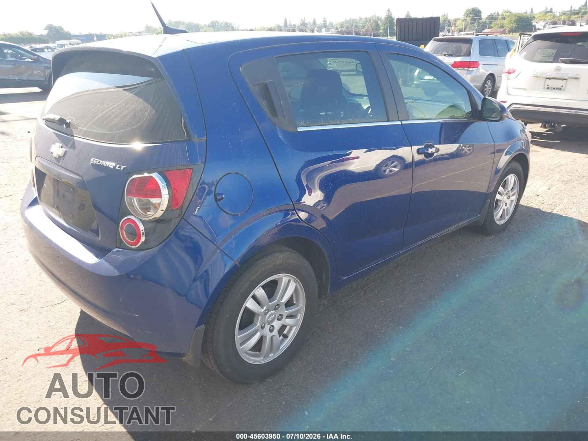 CHEVROLET SONIC 2013 - 1G1JC6SG2D4207568