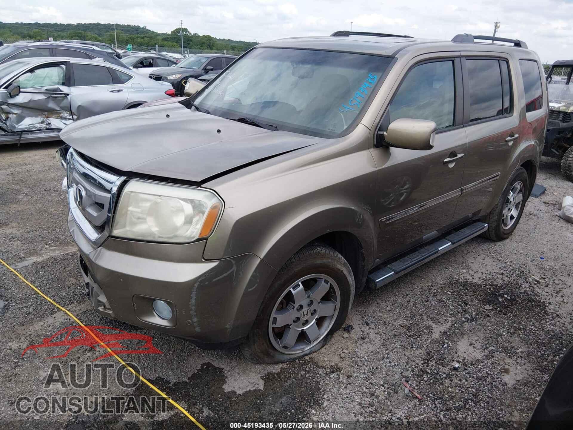 HONDA PILOT 2011 - 5FNYF3H90BB028200
