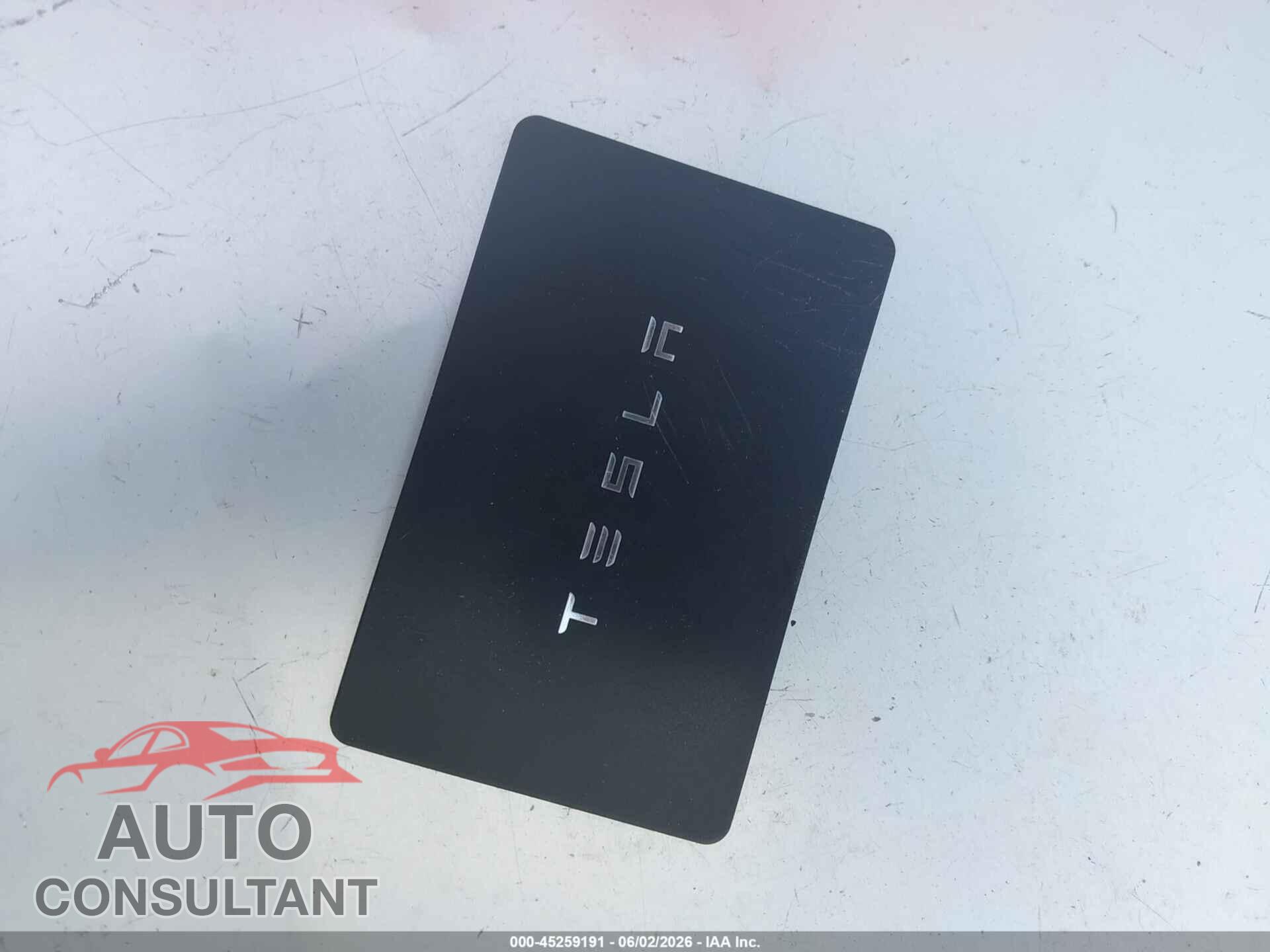 TESLA MODEL 3 2023 - 5YJ3E1EA7PF676138