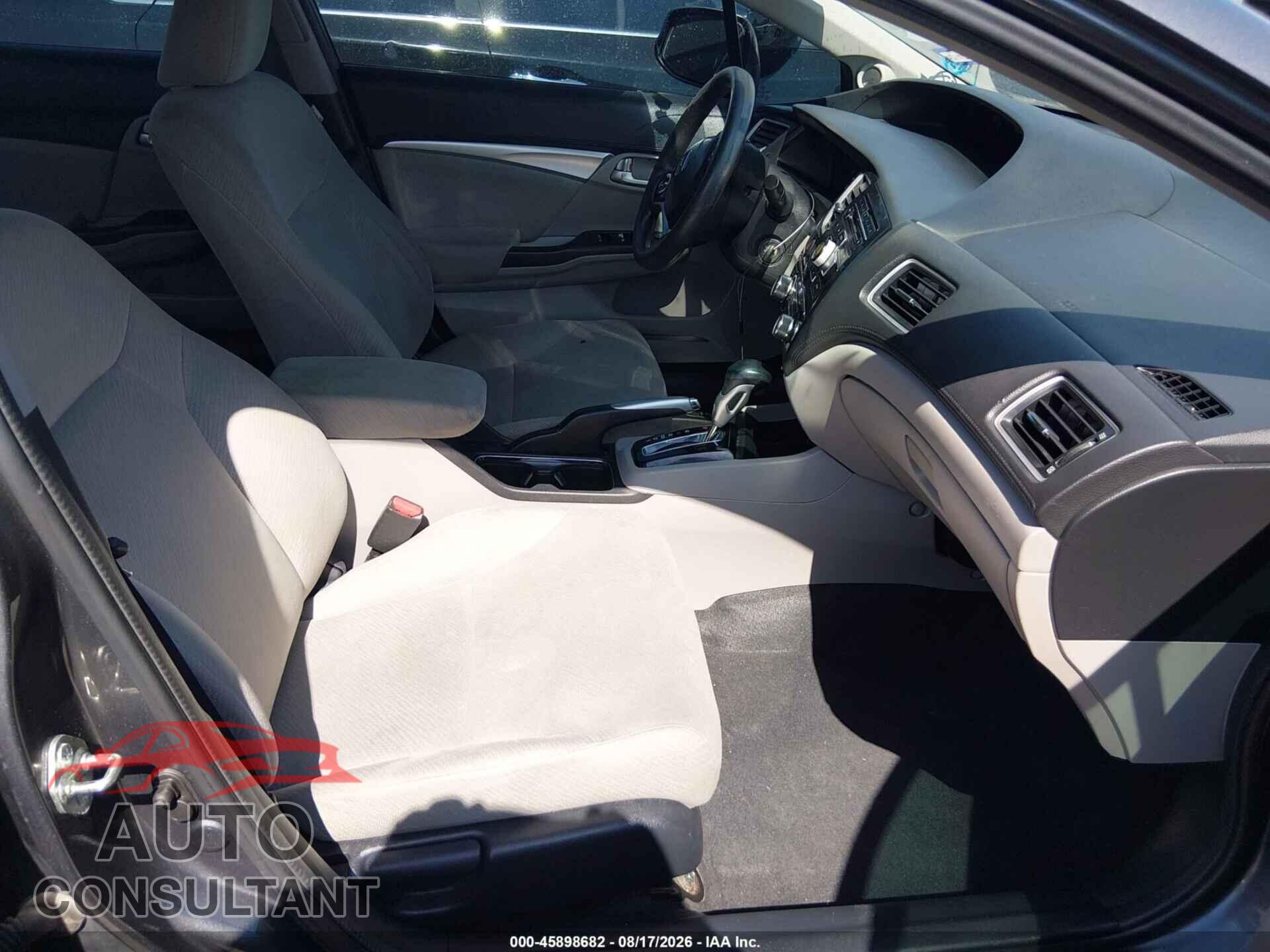 HONDA CIVIC 2013 - 2HGFB2F84DH523246