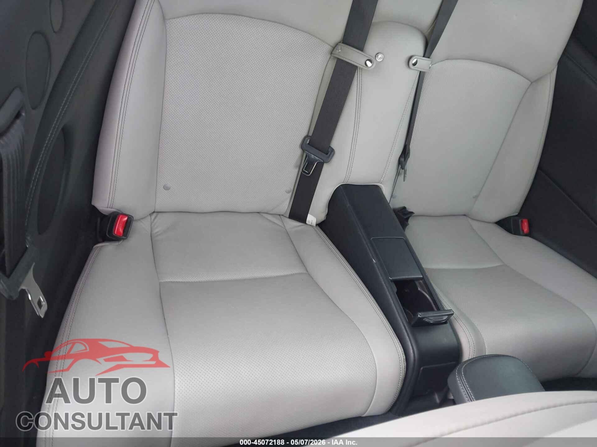 LEXUS IS 350C 2011 - JTHFE2C2XB2505800