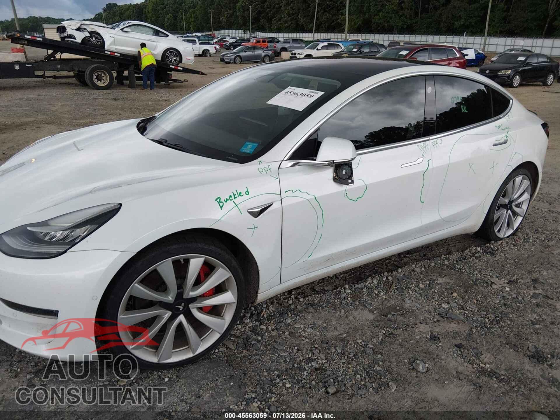 TESLA MODEL 3 2018 - 5YJ3E1EB2JF072643