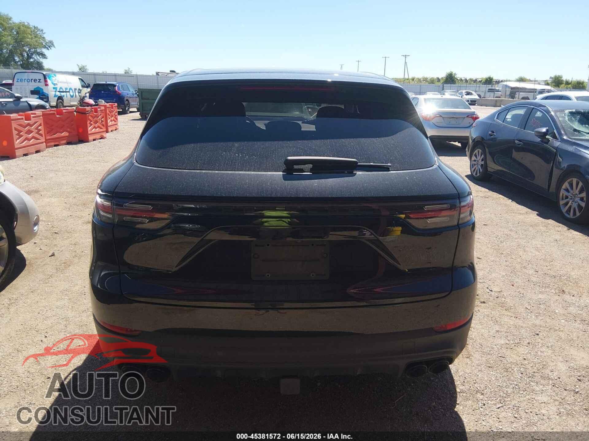 PORSCHE CAYENNE 2021 - WP1AA2AY2MDA00242