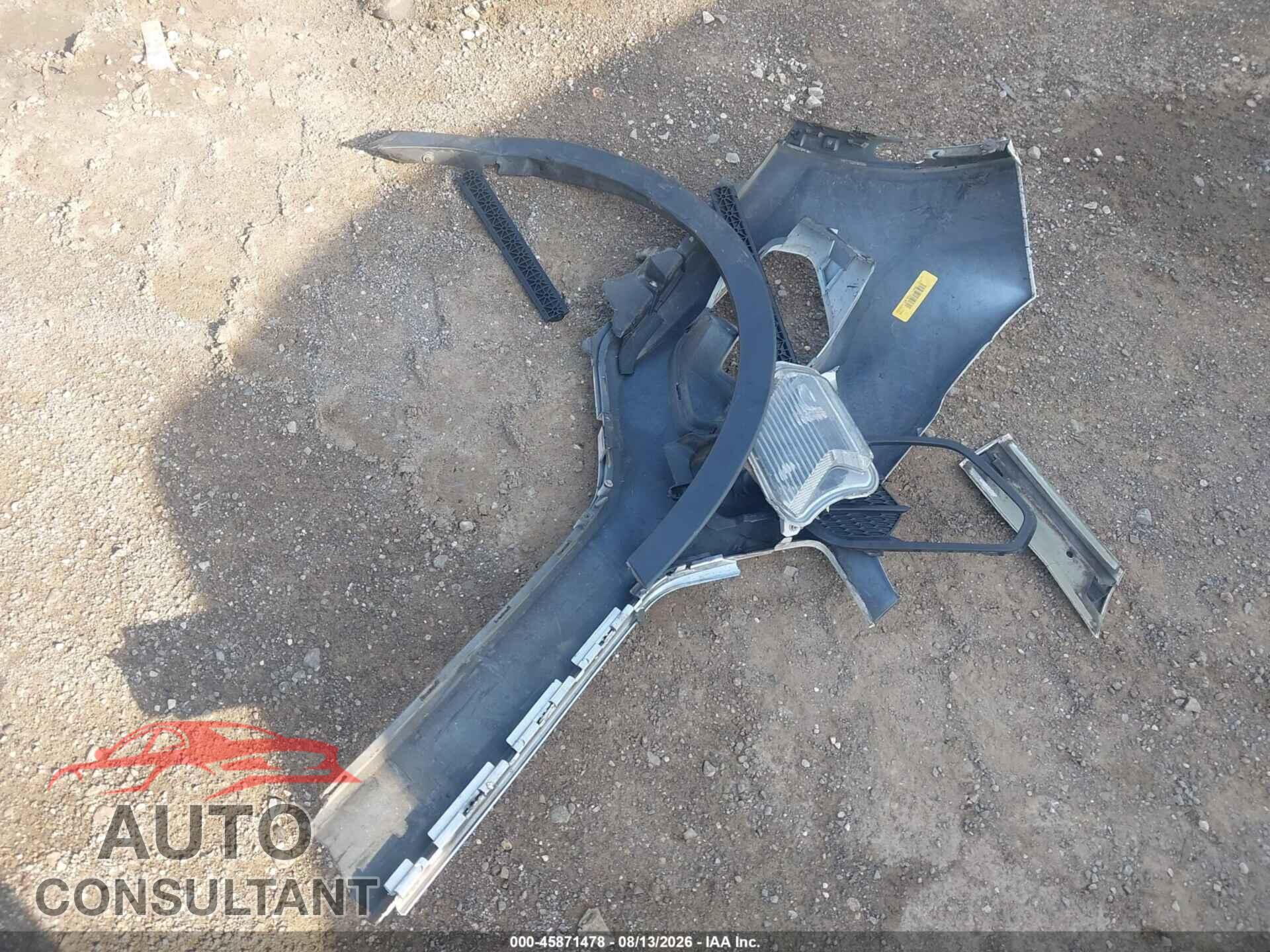 FORD ESCAPE 2017 - 1FMCU9J98HUB87636