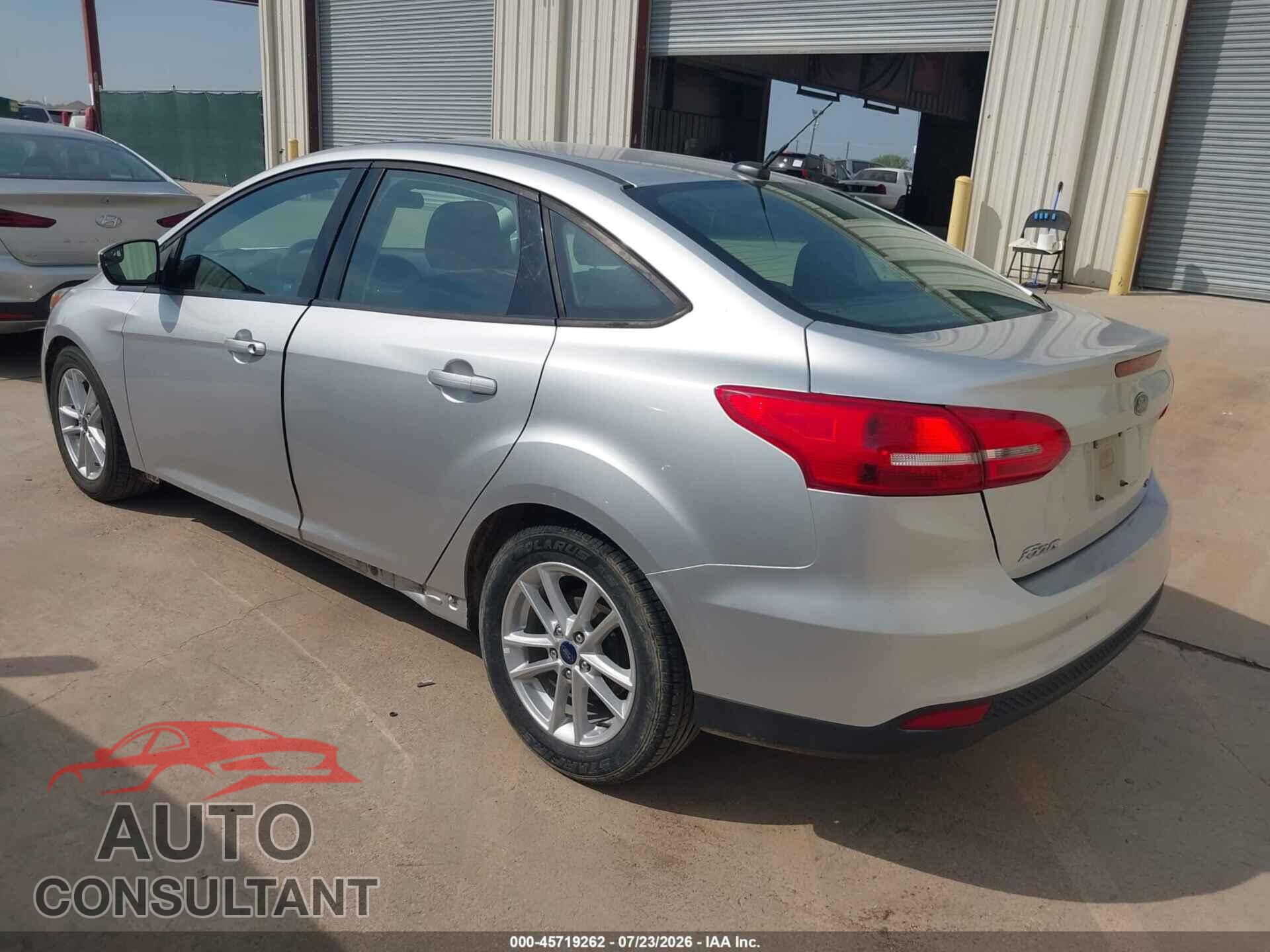 FORD FOCUS 2017 - 1FADP3F24HL288435