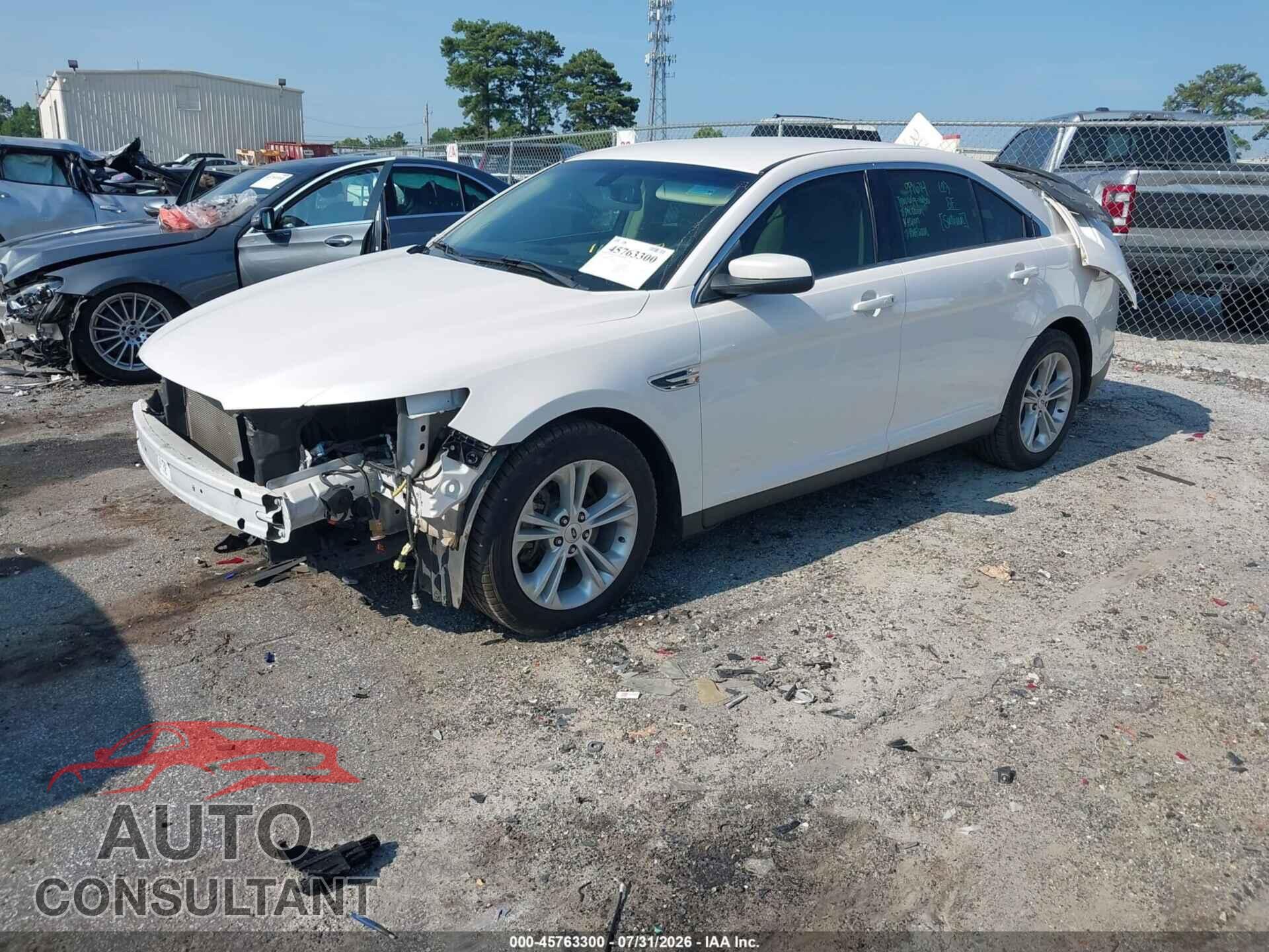 FORD TAURUS 2017 - 1FAHP2E85HG112228