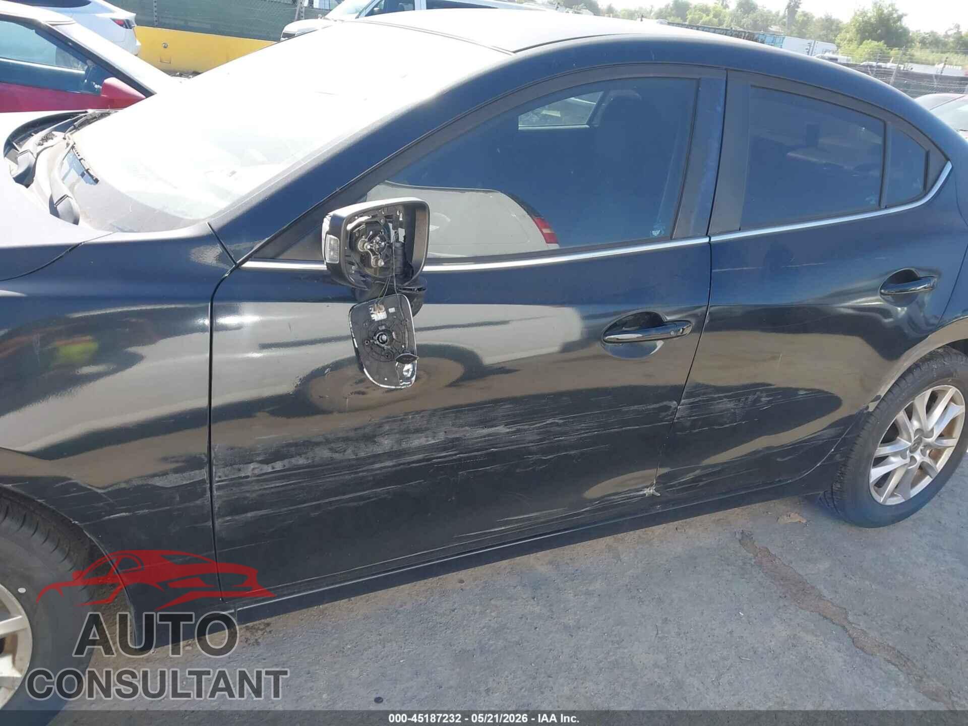 MAZDA MAZDA3 2014 - JM1BM1V77E1111851