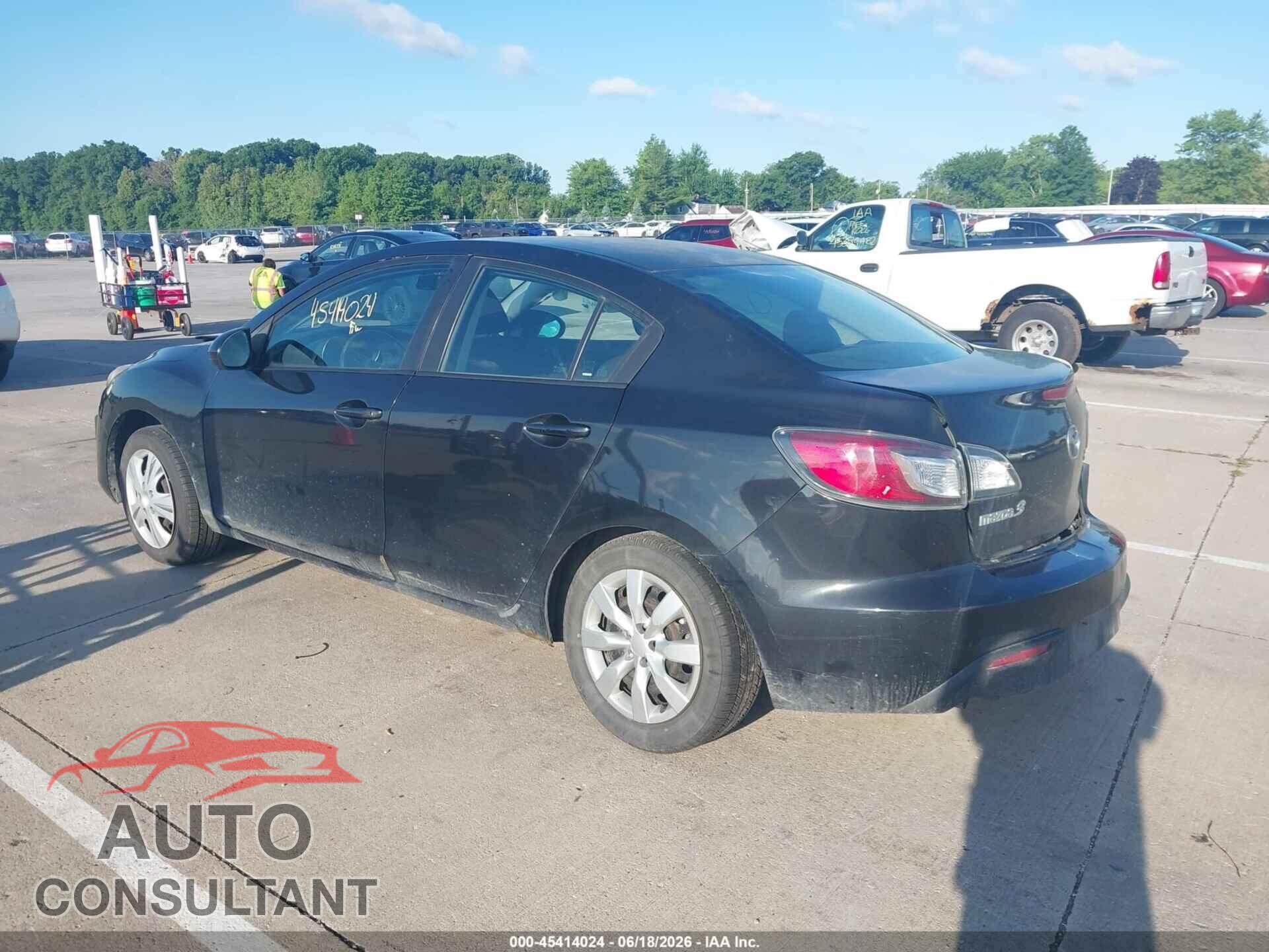 MAZDA MAZDA3 2010 - JM1BL1SG1A1305972