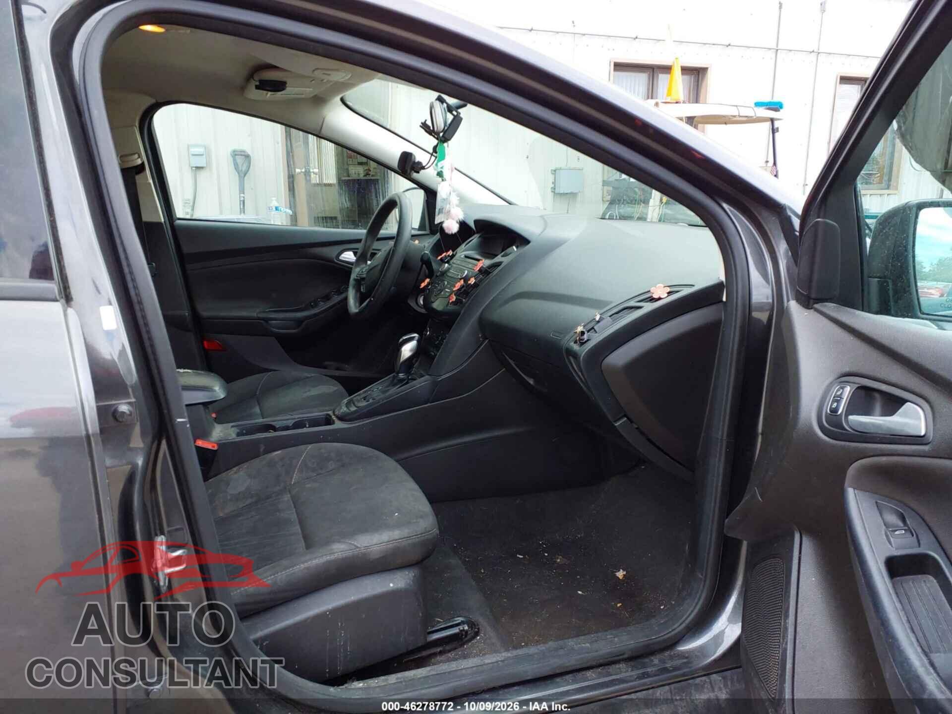 FORD FOCUS 2016 - 1FADP3F24GL293696