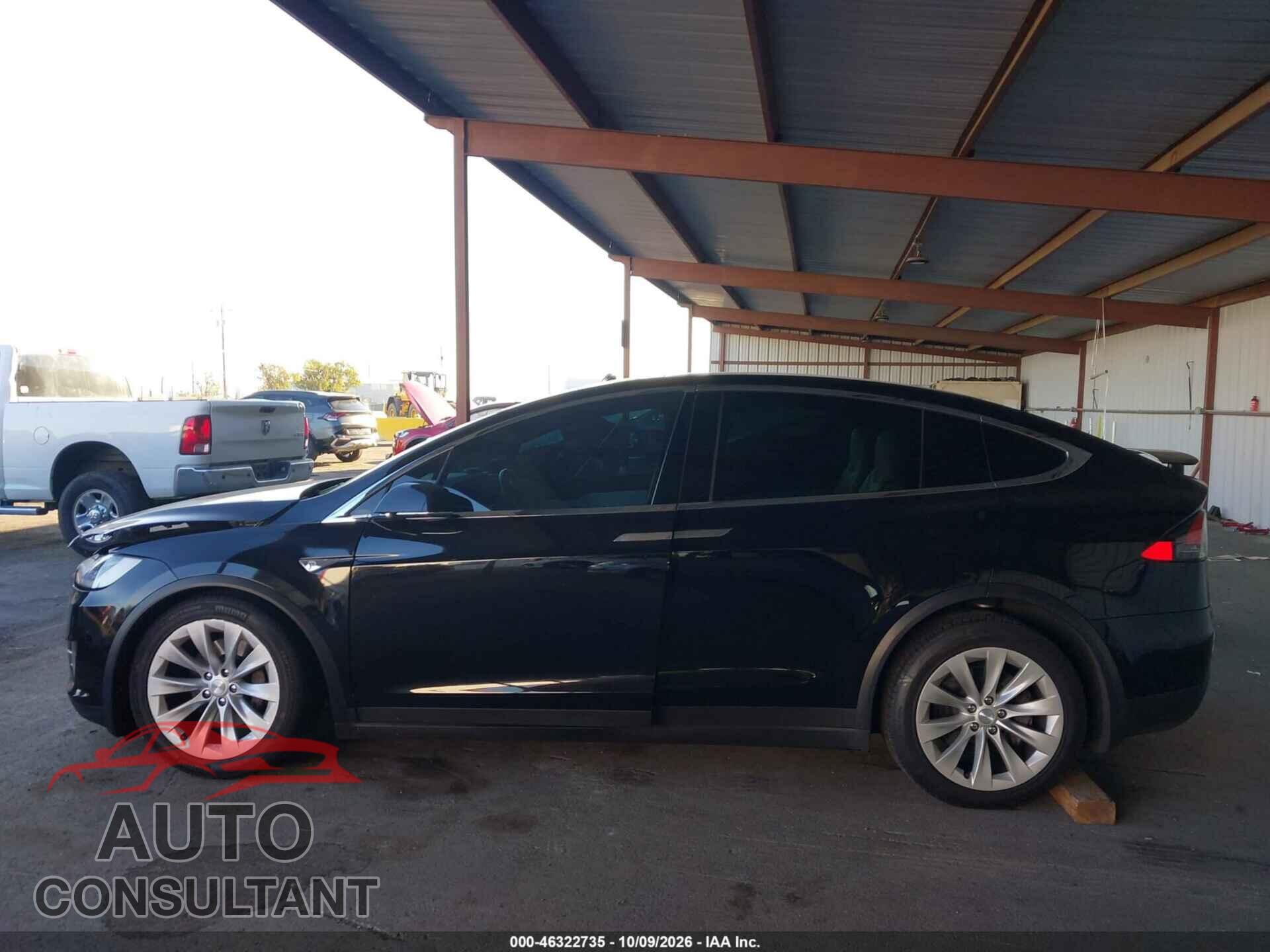 TESLA MODEL X 2016 - 5YJXCBE21GF012181