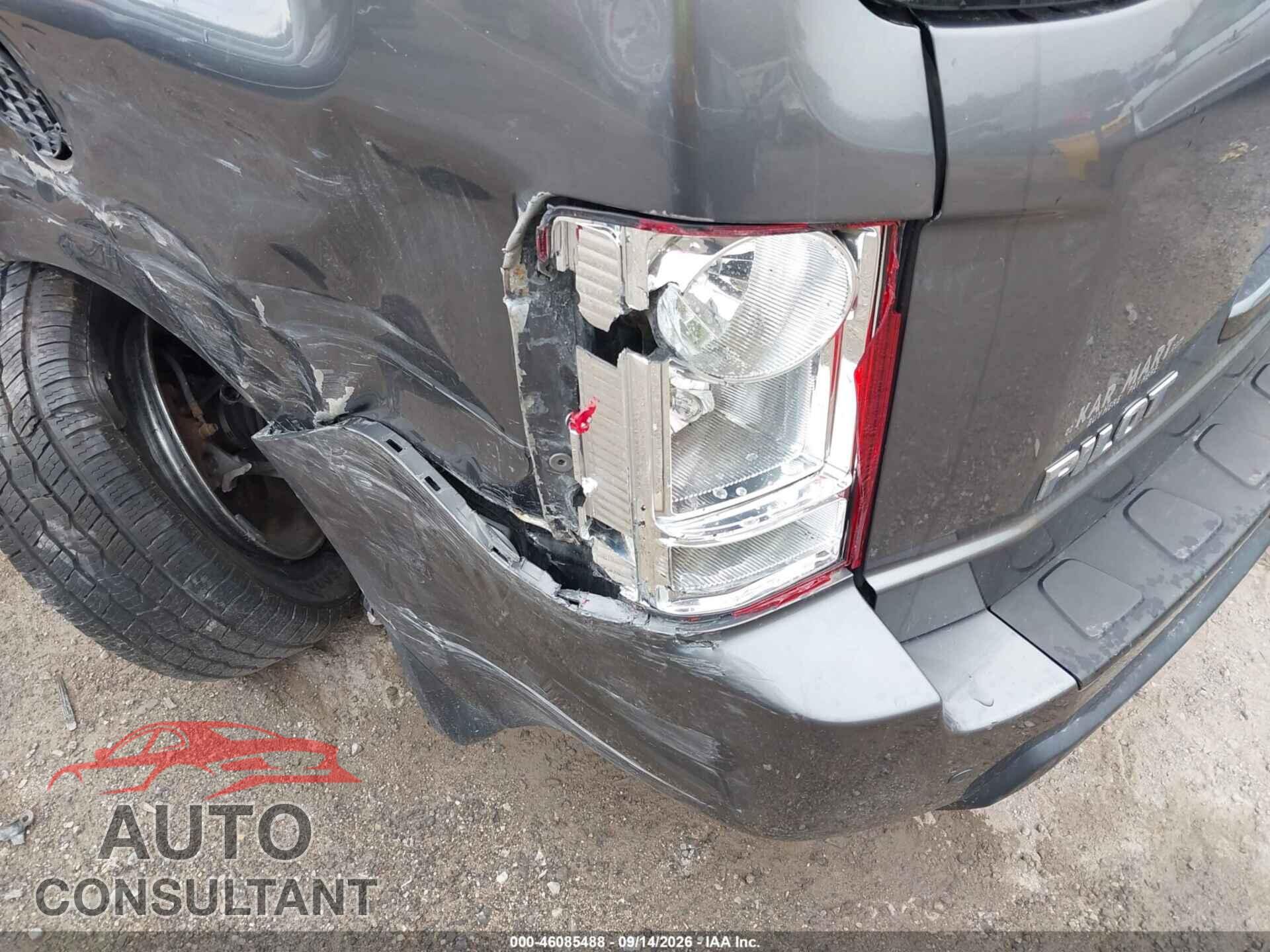 HONDA PILOT 2011 - 5FNYF4H98BB074640