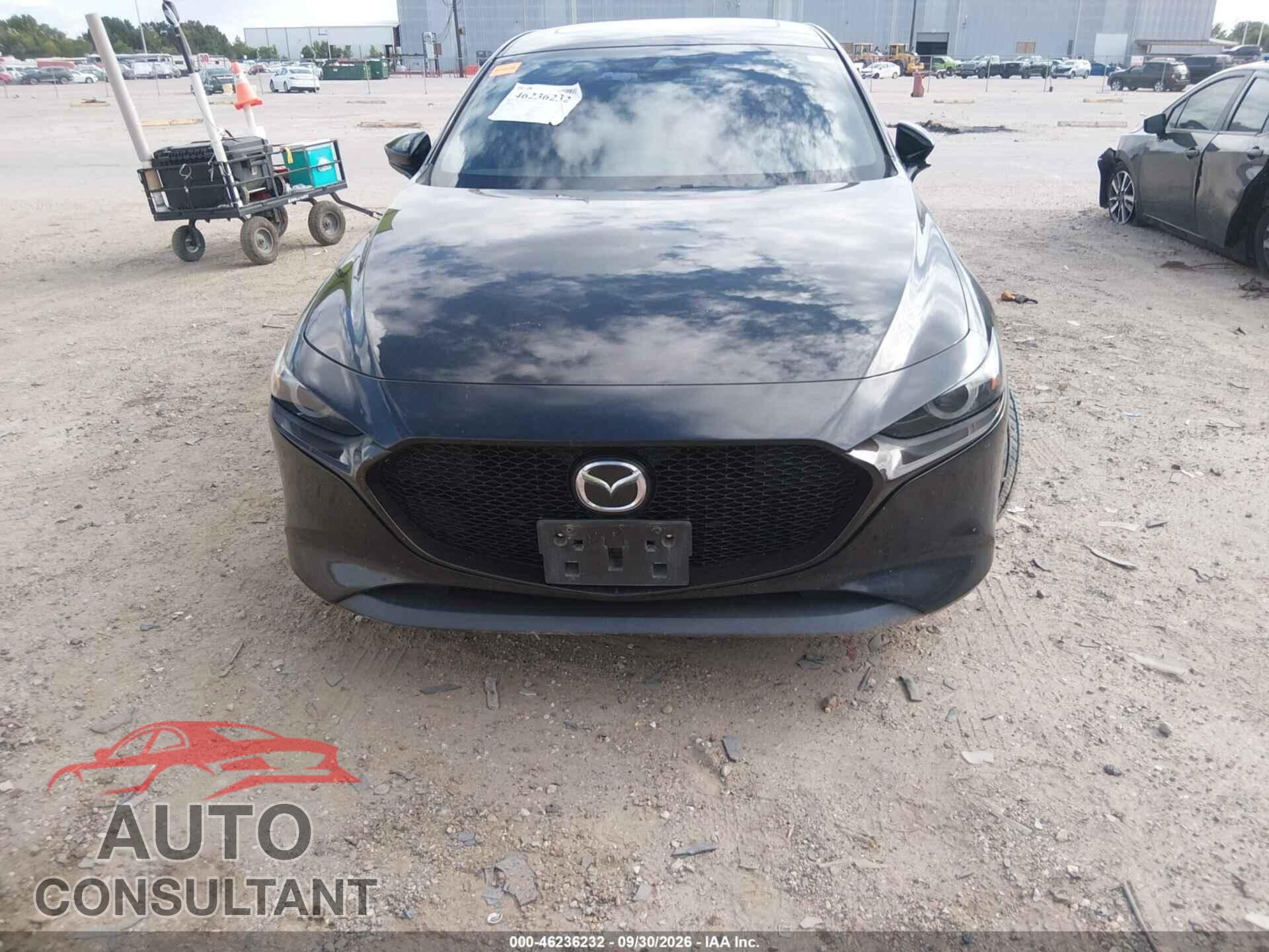 MAZDA MAZDA3 2019 - JM1BPANMXK1138910