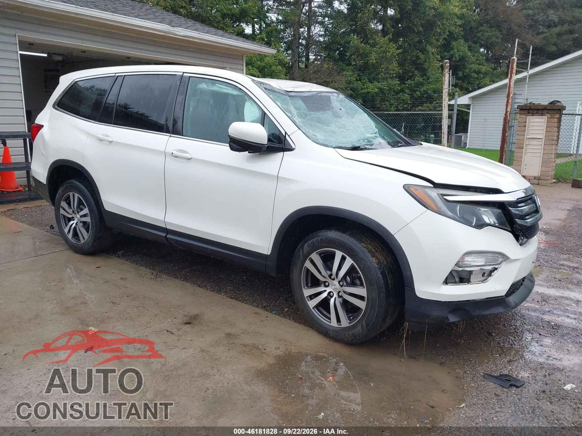 HONDA PILOT 2018 - 5FNYF6H33JB035993