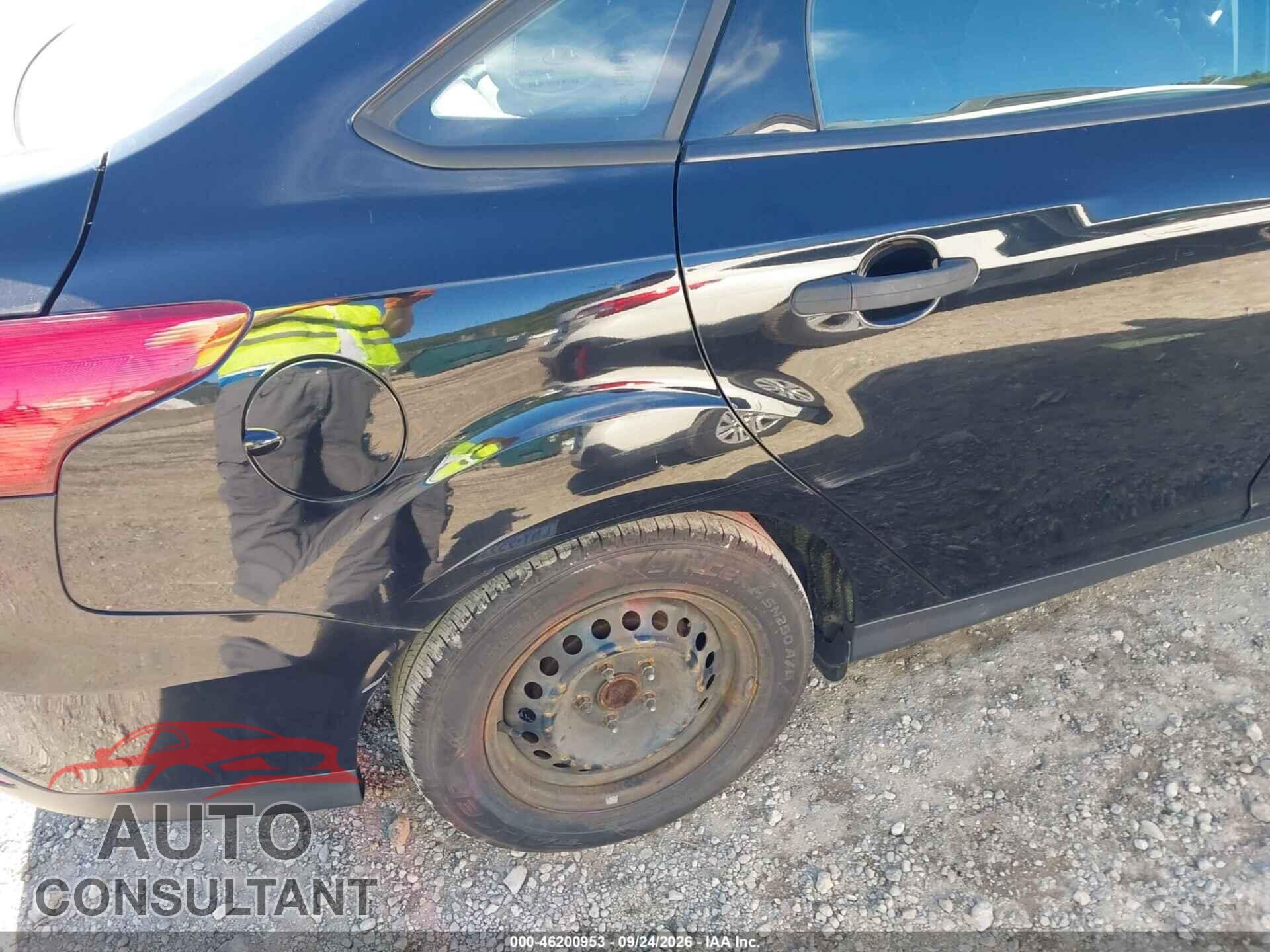 FORD FOCUS 2016 - 1FADP3E2XGL331210