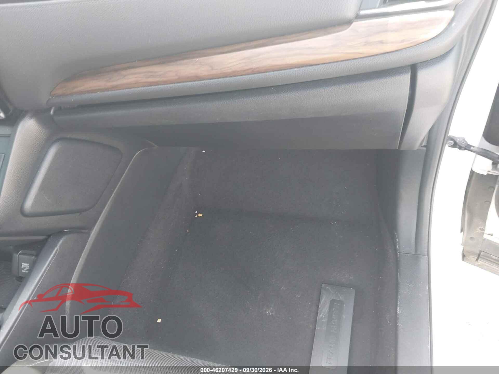 HONDA CR-V 2017 - 5J6RW2H52HL011376