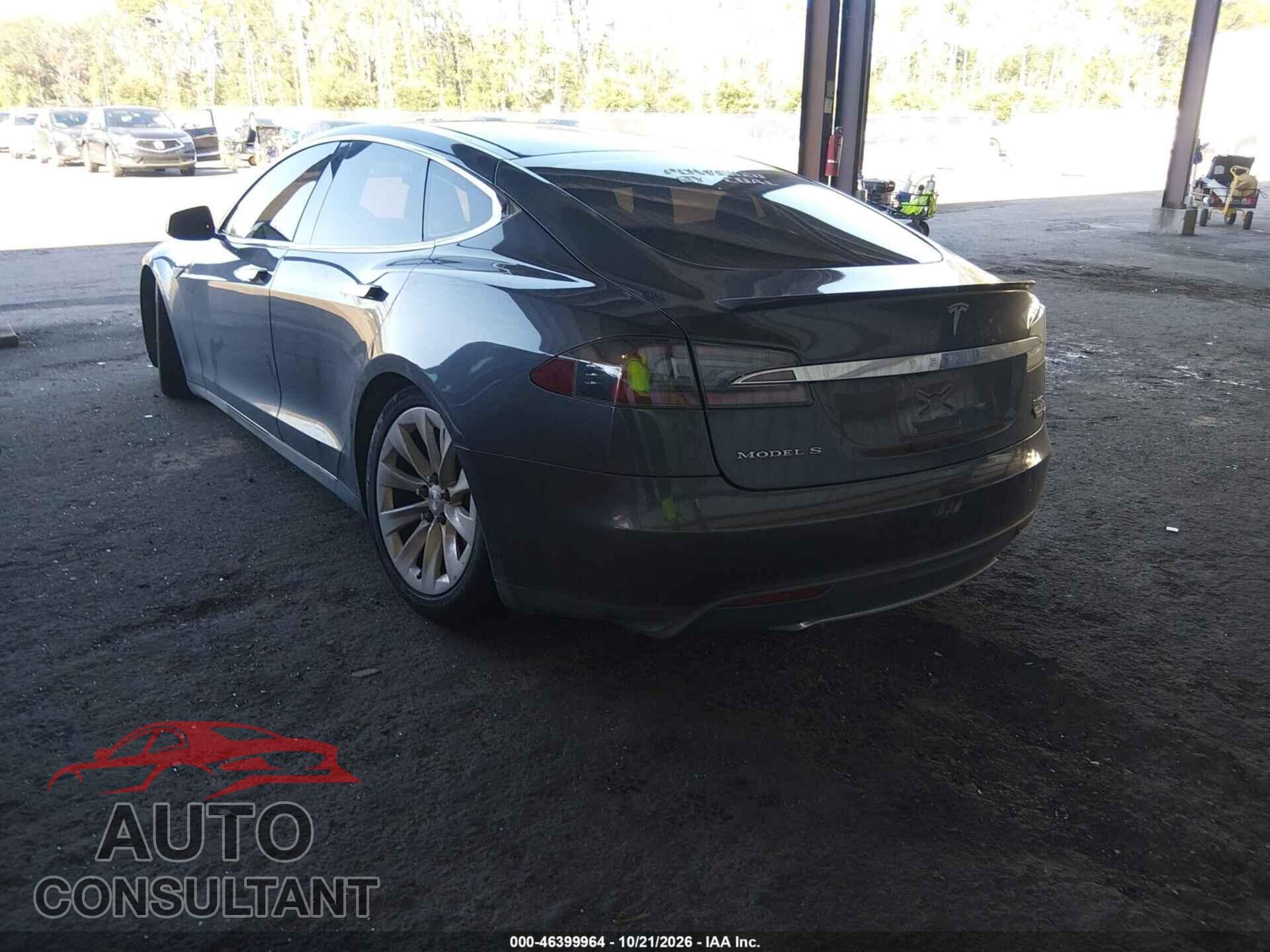 TESLA MODEL S 2015 - 5YJSA1H2XFFP75689