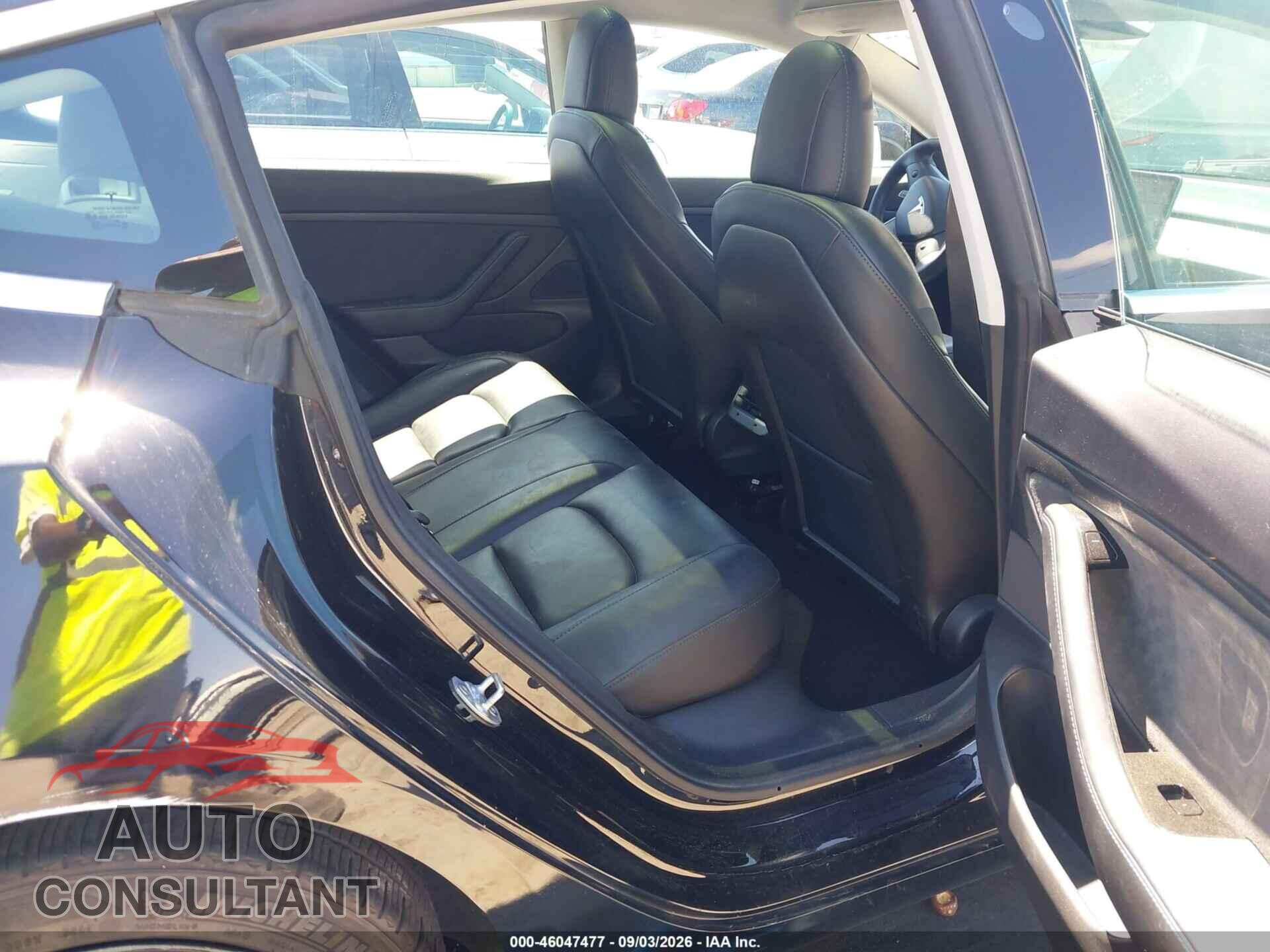 TESLA MODEL 3 2020 - 5YJ3E1EA1LF643758