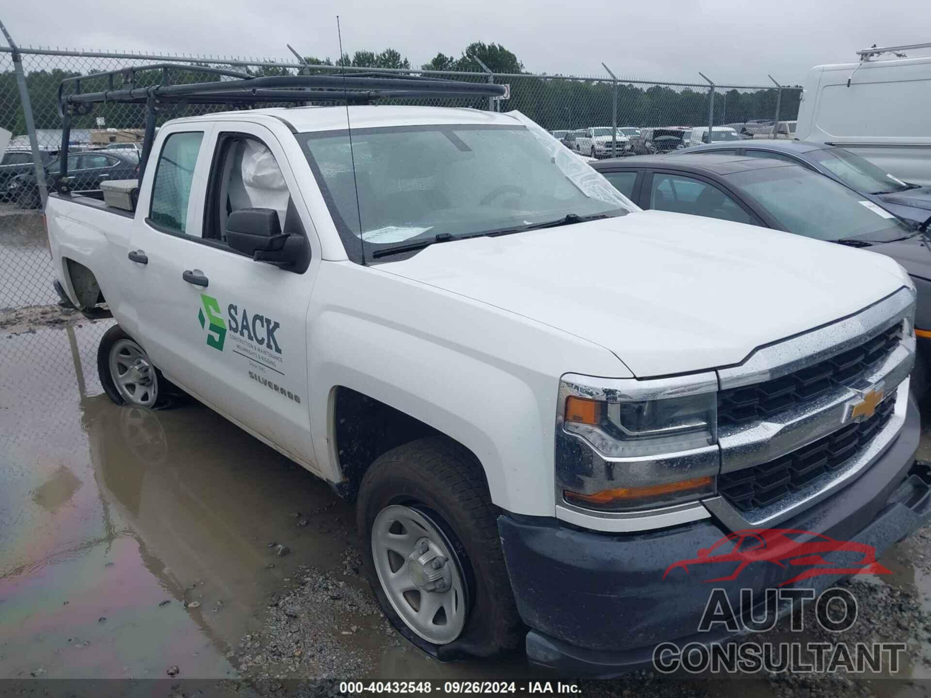 CHEVROLET SILVERADO 1500 2018 - 1GCRCNEH1JZ164106