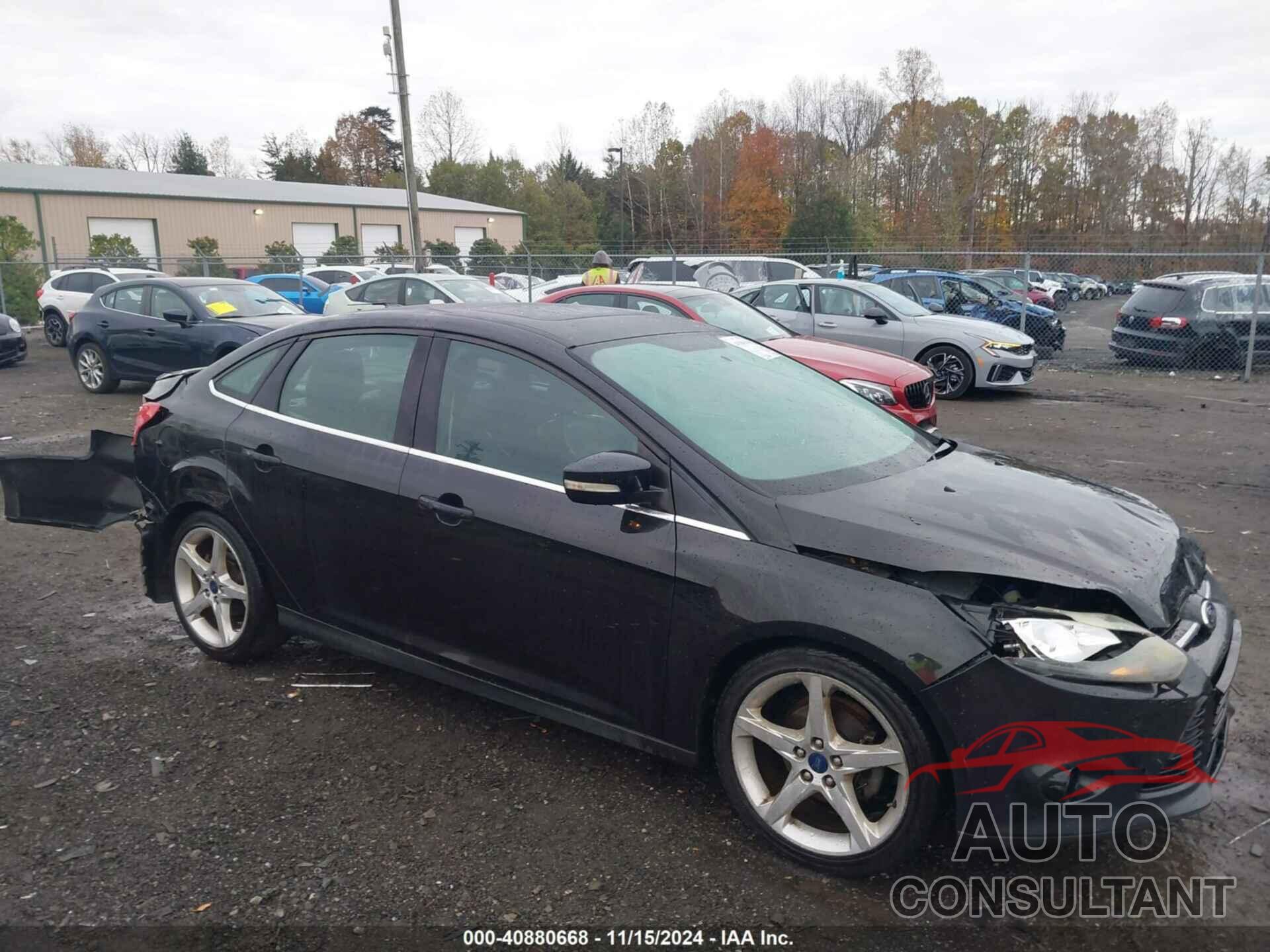 FORD FOCUS 2013 - 1FADP3J21DL331873