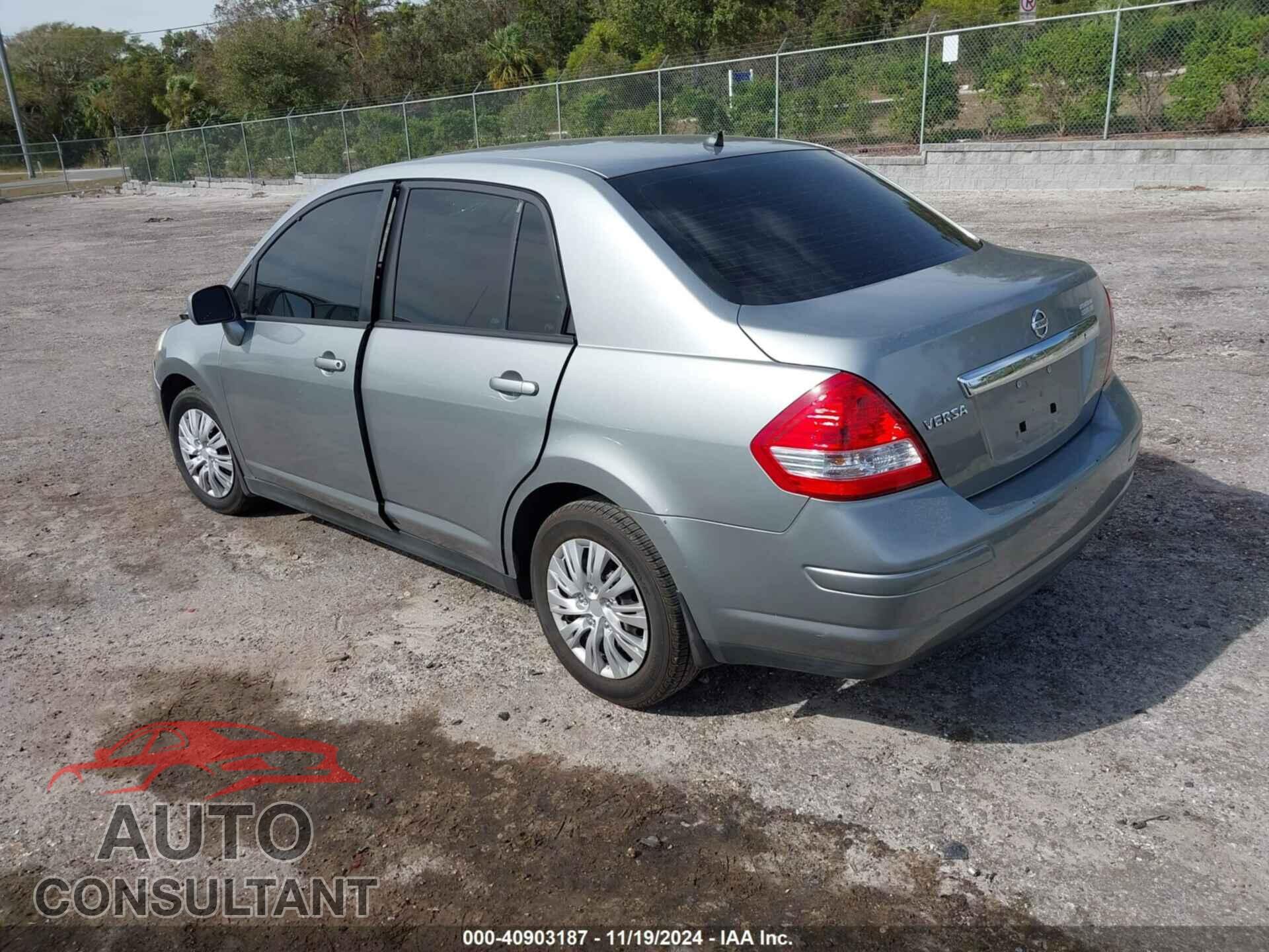 NISSAN VERSA 2010 - 3N1BC1AP1AL456940