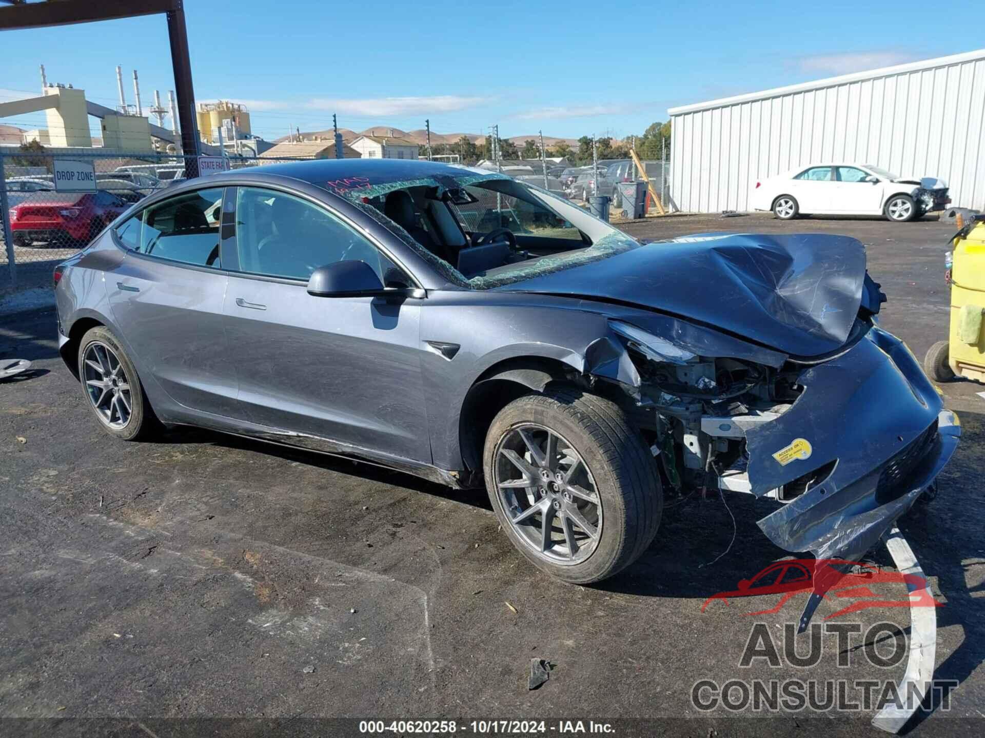 TESLA MODEL 3 2022 - 5YJ3E1EB3NF249769