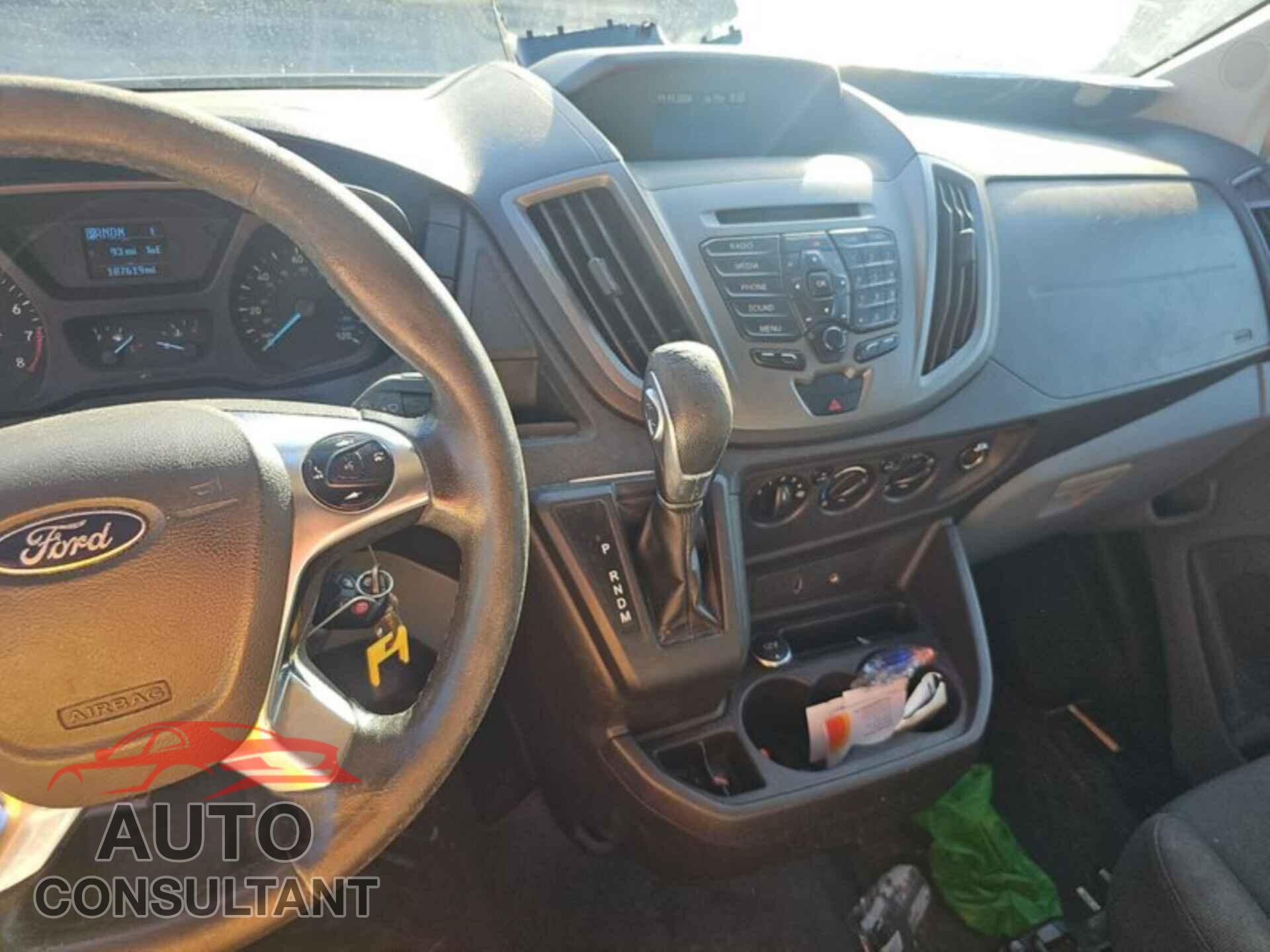 FORD TRANSIT 2016 - 1FTYR2XM4GKA64666