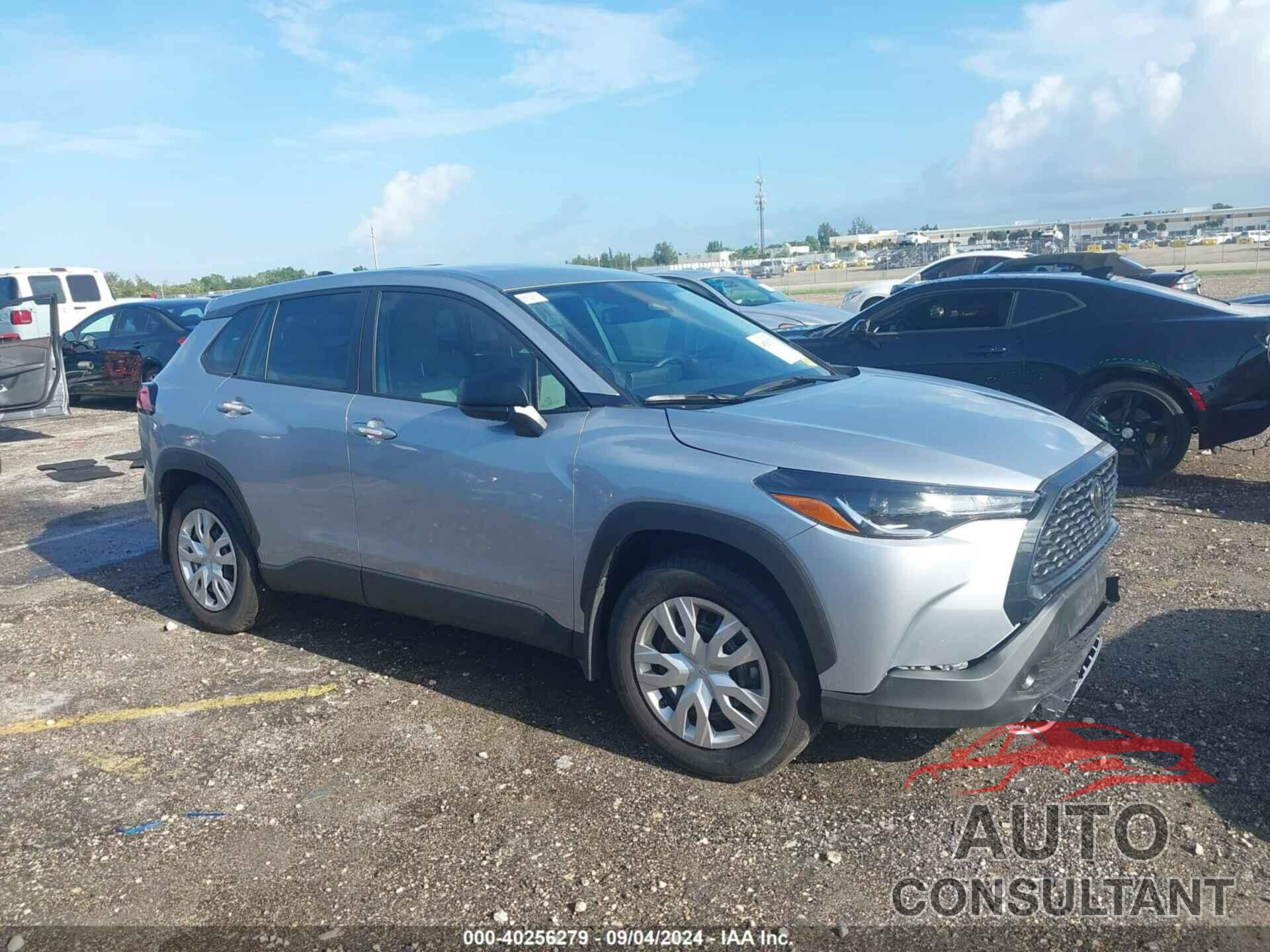 TOYOTA COROLLA CROSS 2024 - 7MUAAAAG0RV094108