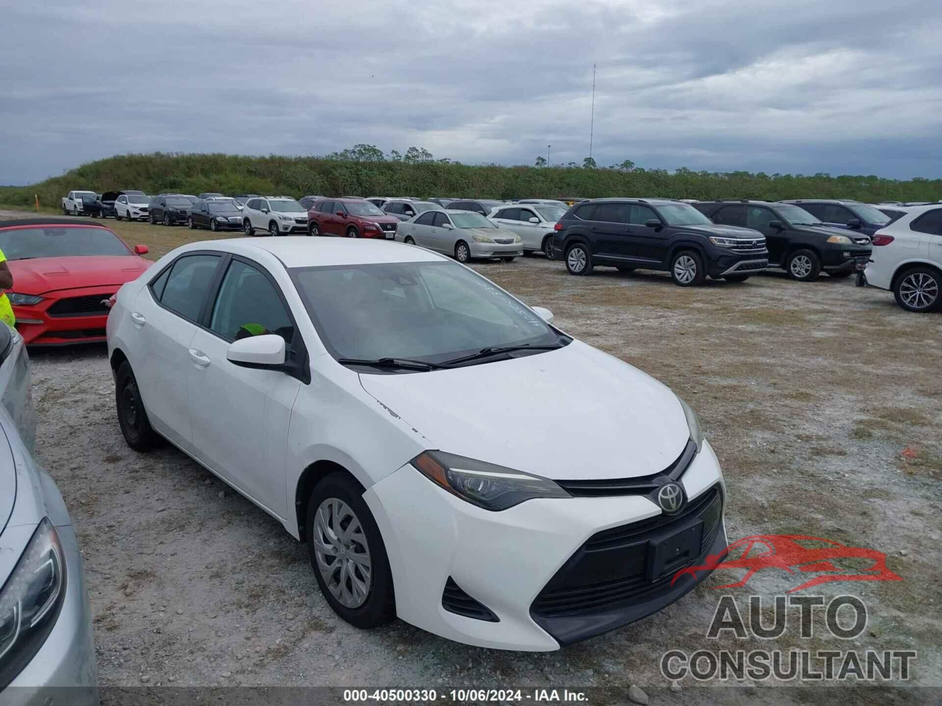 TOYOTA COROLLA 2017 - 5YFBURHE9HP673775