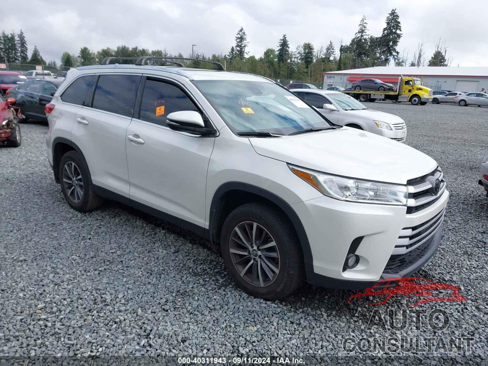 TOYOTA HIGHLANDER 2019 - 5TDJZRFH8KS605475