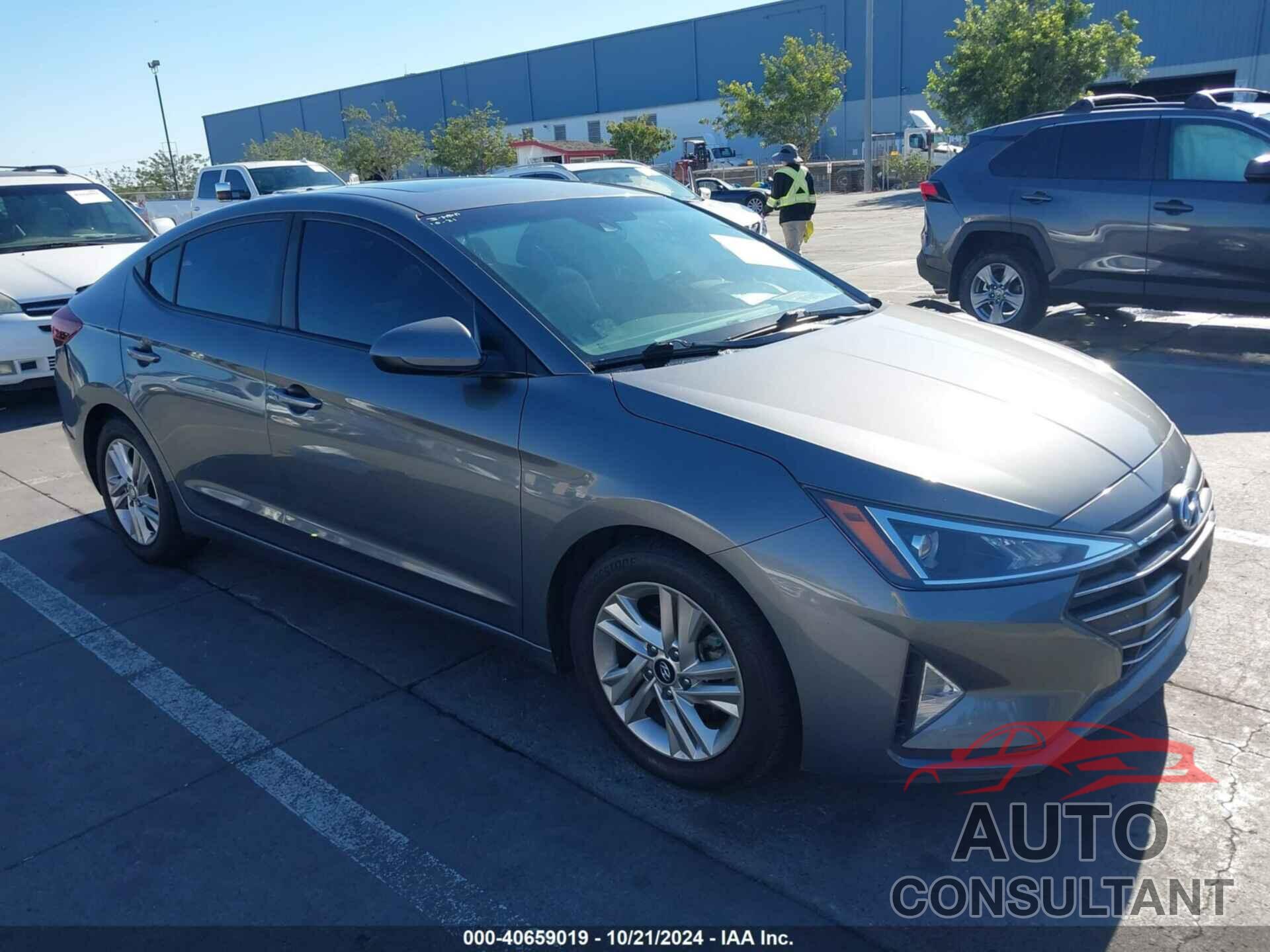 HYUNDAI ELANTRA 2020 - 5NPD84LF5LH509932