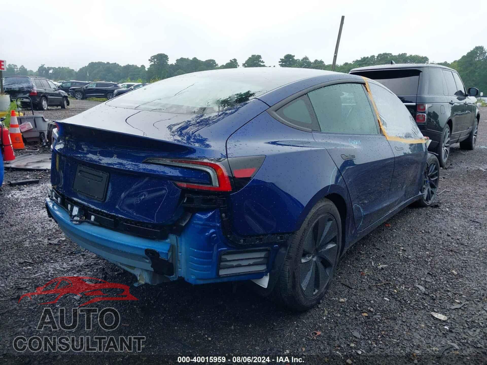 TESLA MODEL 3 2024 - 5YJ3E1EA7RF747647